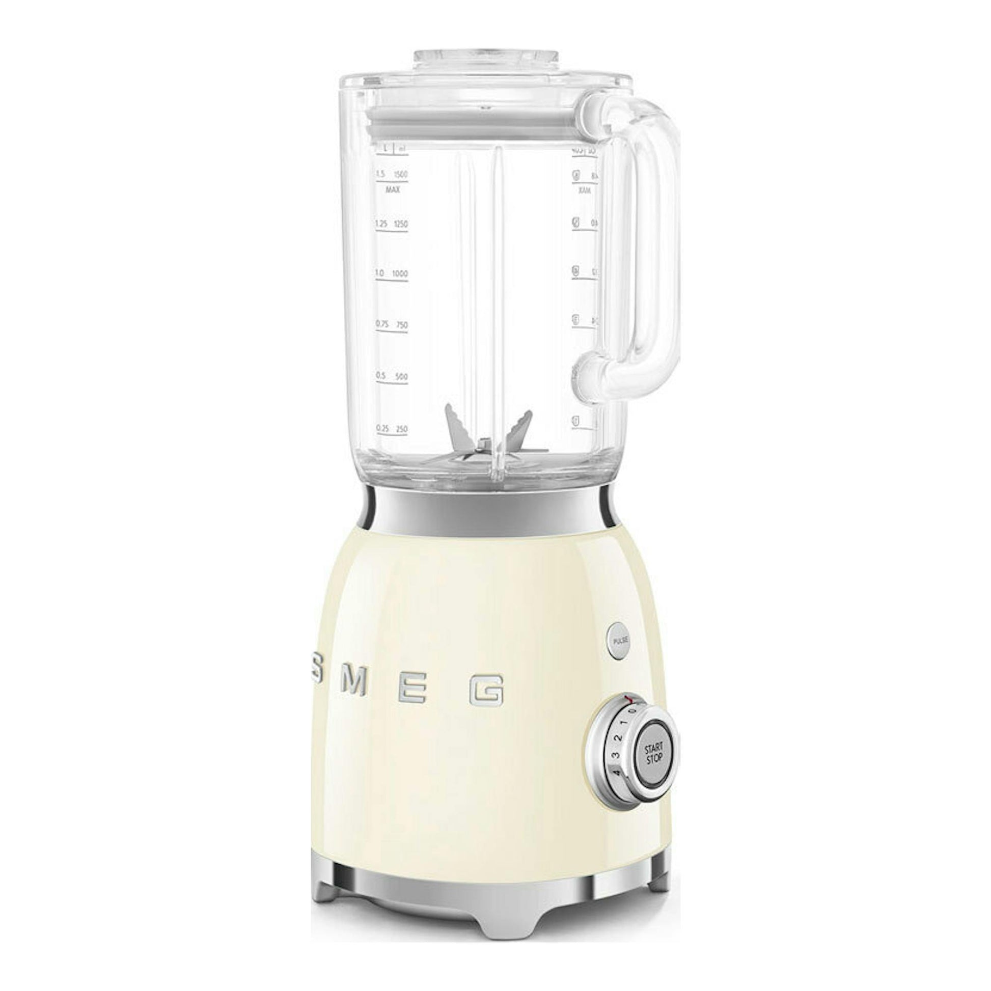 Batidora de vaso Smeg BLF03CREU crema, vista frontal, con jarra transparente y base color crema.