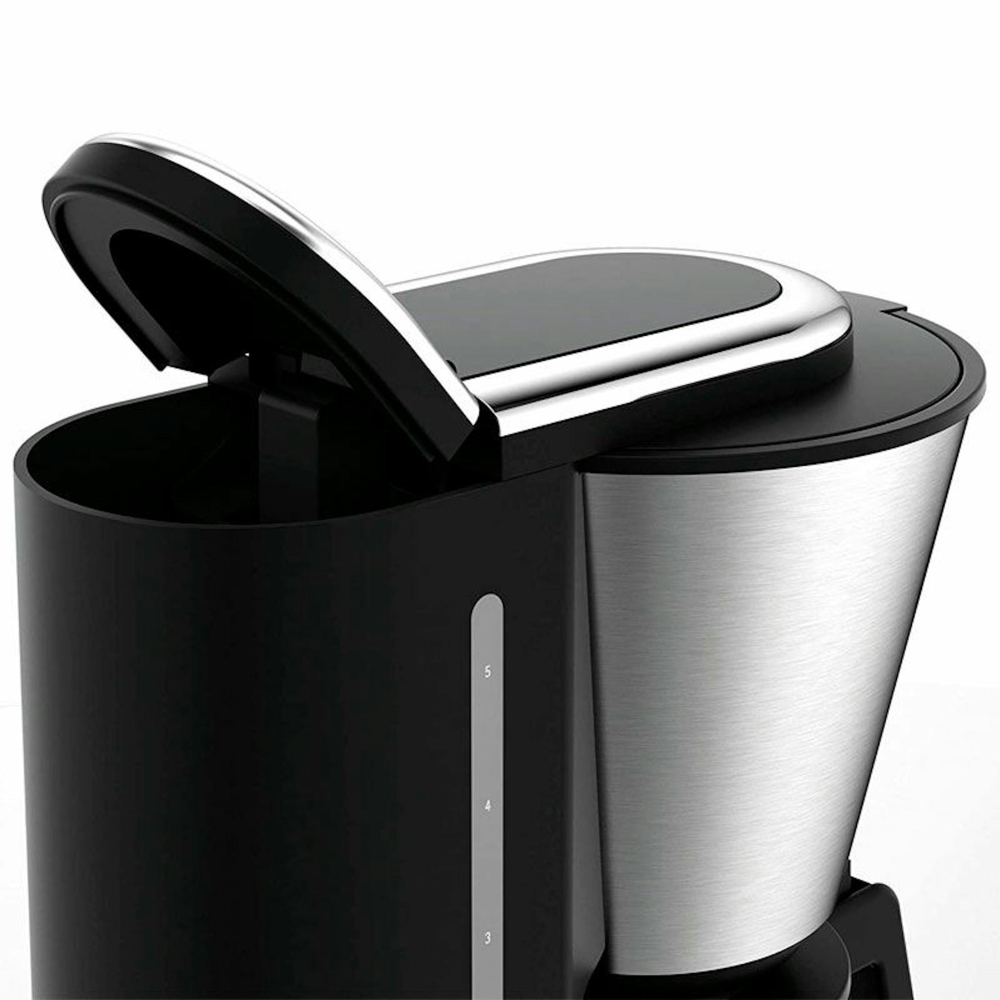 Cafetera de goteo WMF Aroma negra y acero inoxidable con la tapa abierta