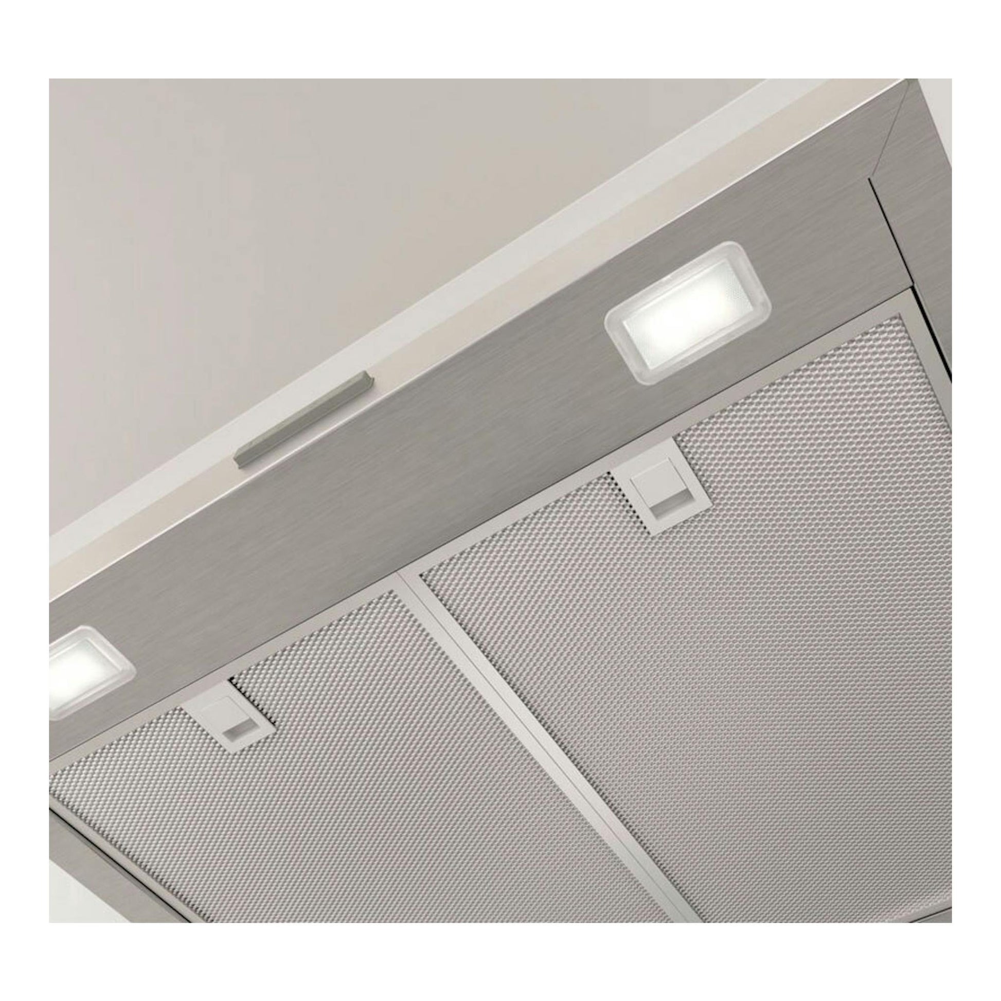 Campana extractora decorativa Balay 3BC865MX en acero inox, vista inferior con luces y filtros metálicos.
