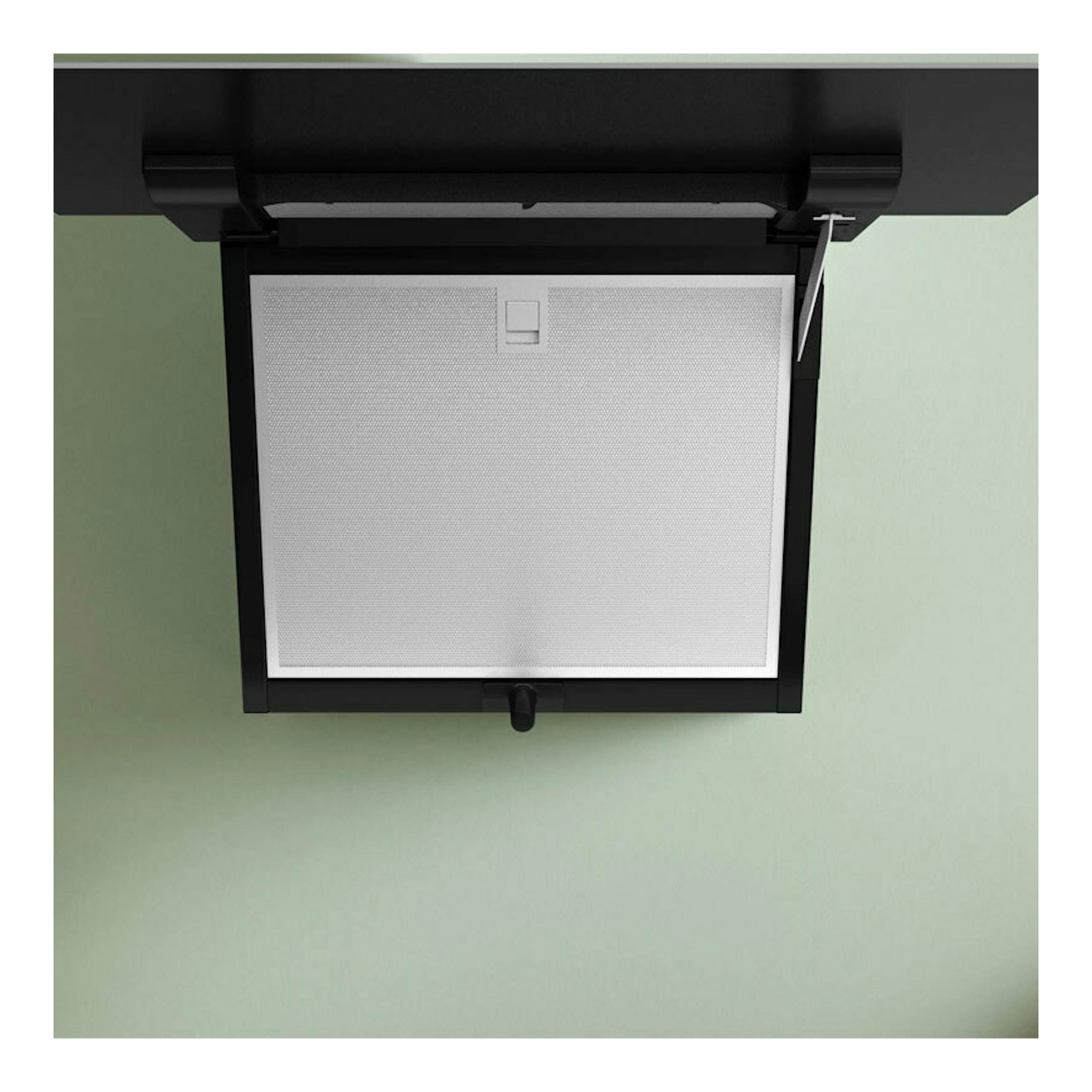 Campana decorativa Bosch DWK67FN60 de cristal negro, vista frontal inferior con filtro metálico extraíble.