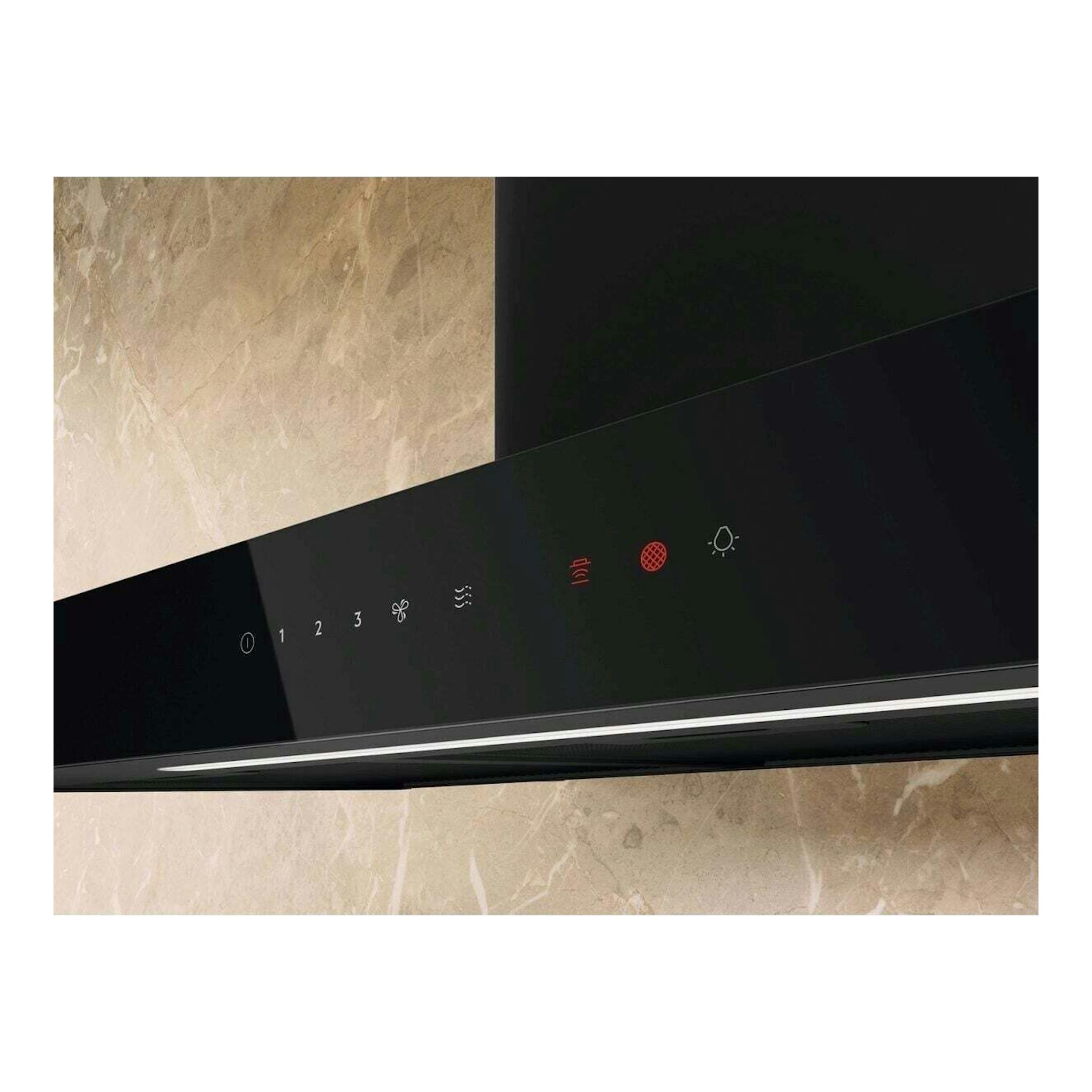Campana extractora Electrolux LFT816K negra, vista frontal inclinada, con panel táctil e indicadores.