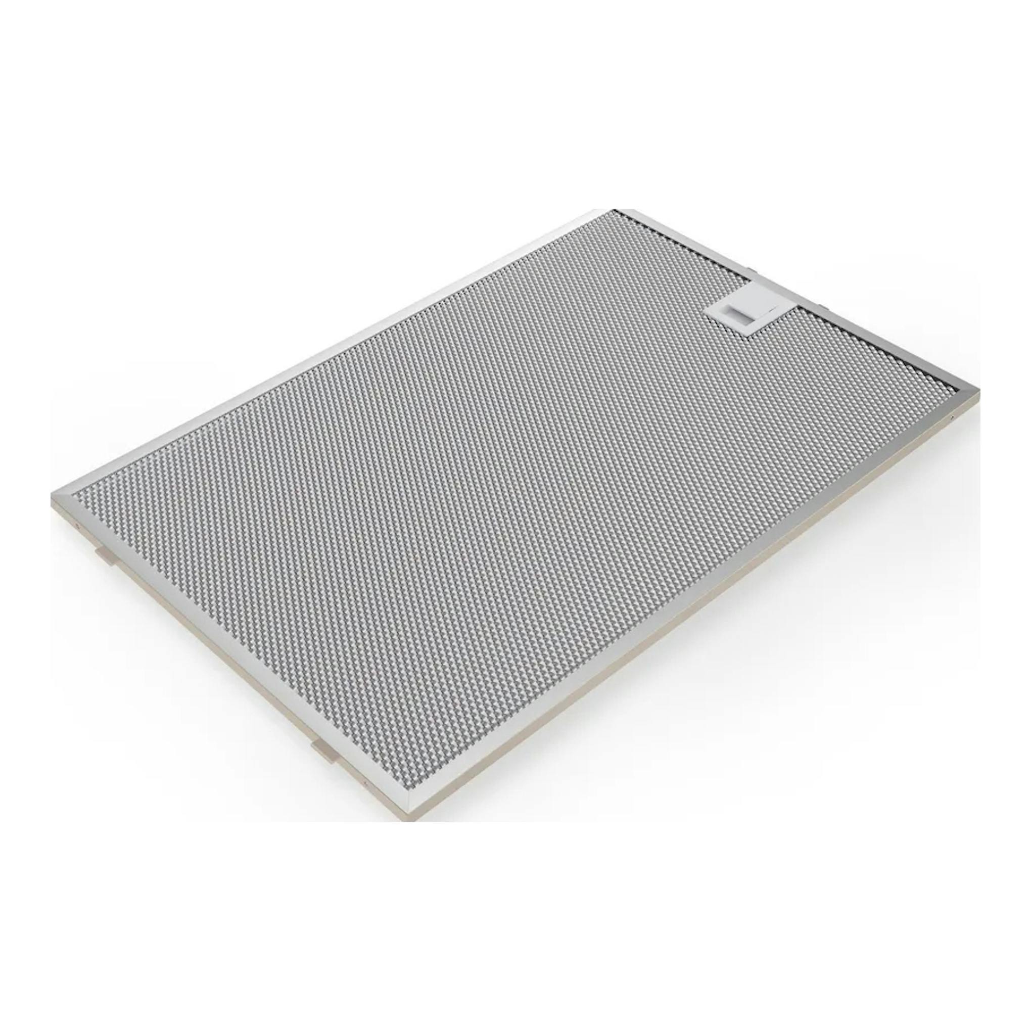 Filtro metálico gris de campana Siemens LC67BDN60, visto en ángulo sobre fondo blanco.
