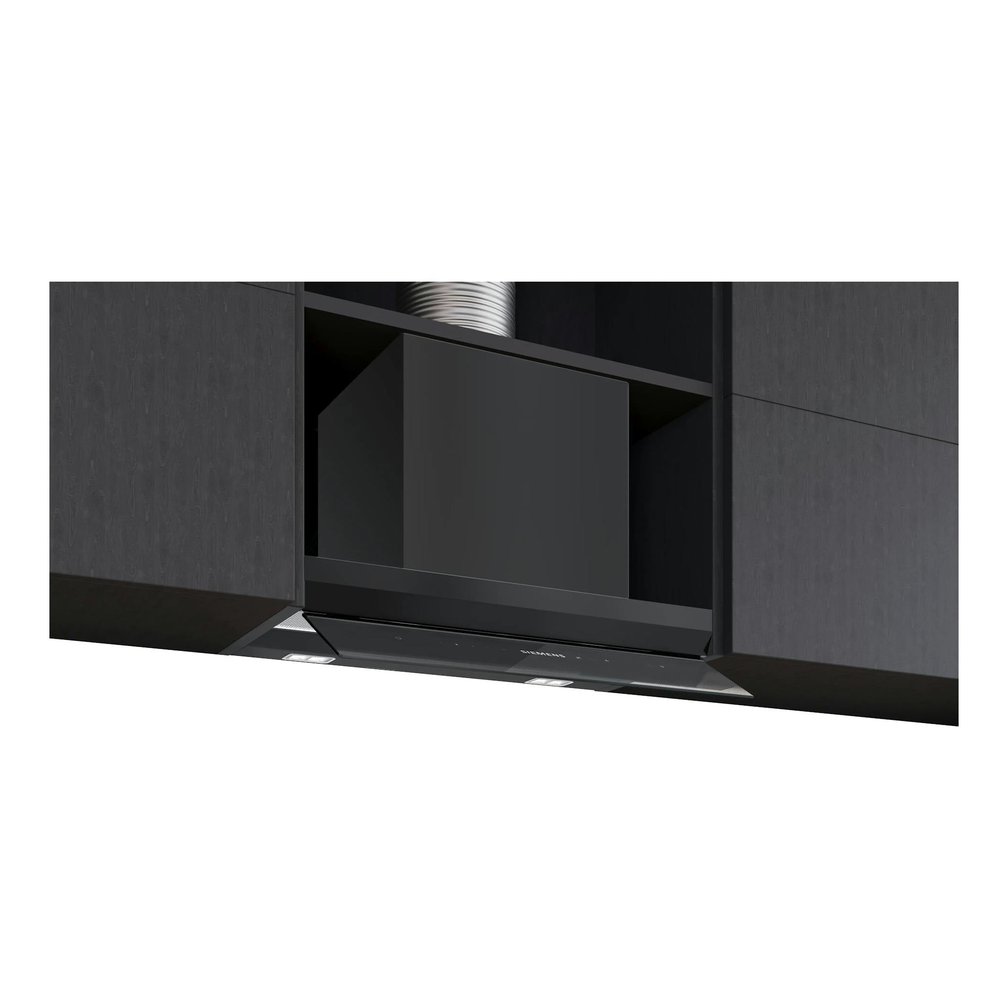 Campana extractora Siemens LJ68BET60 negra mate, vista frontal integrada en mueble de cocina.
