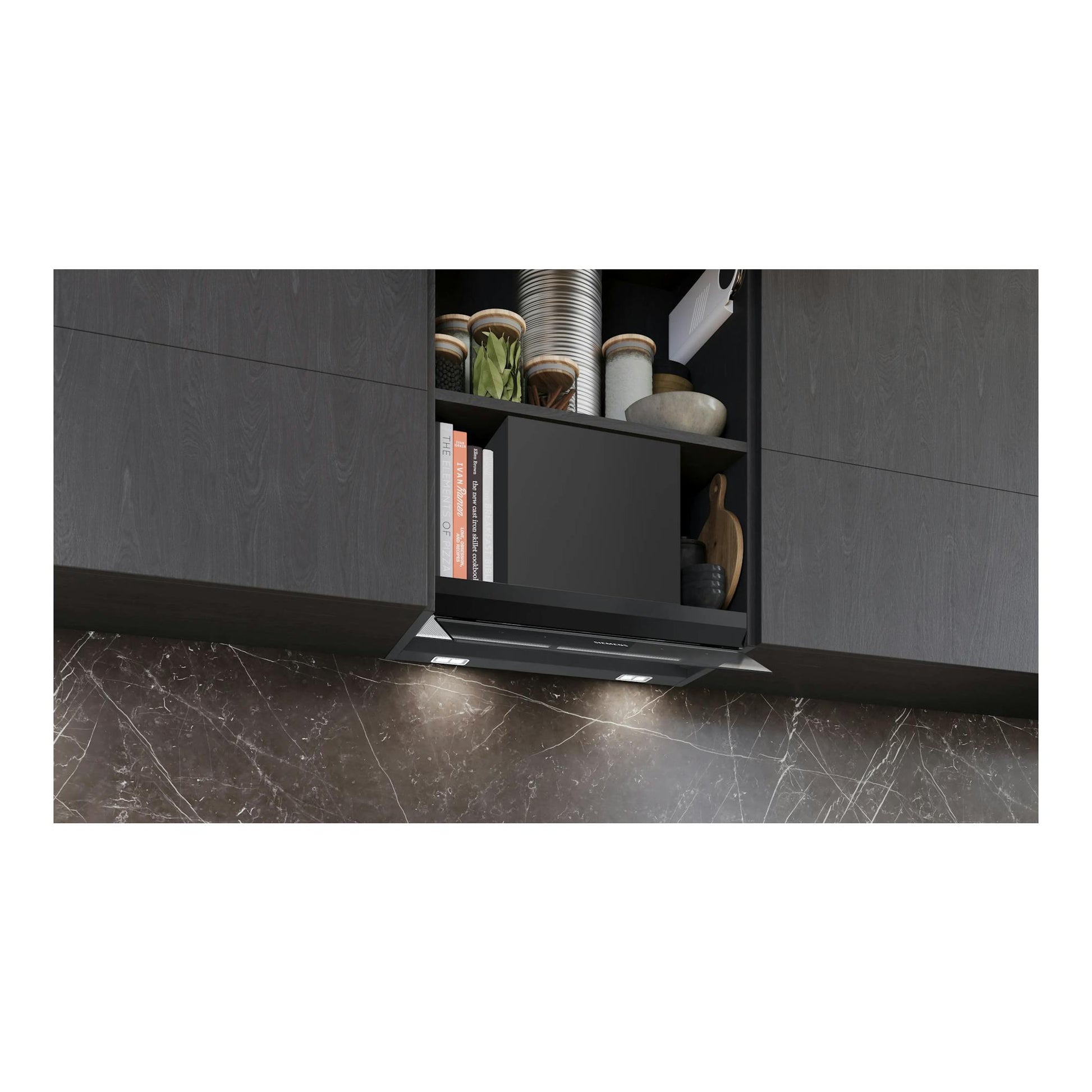 Campana integrable Siemens LJ67BDP60 negra, vista frontal en cocina con armarios oscuros.