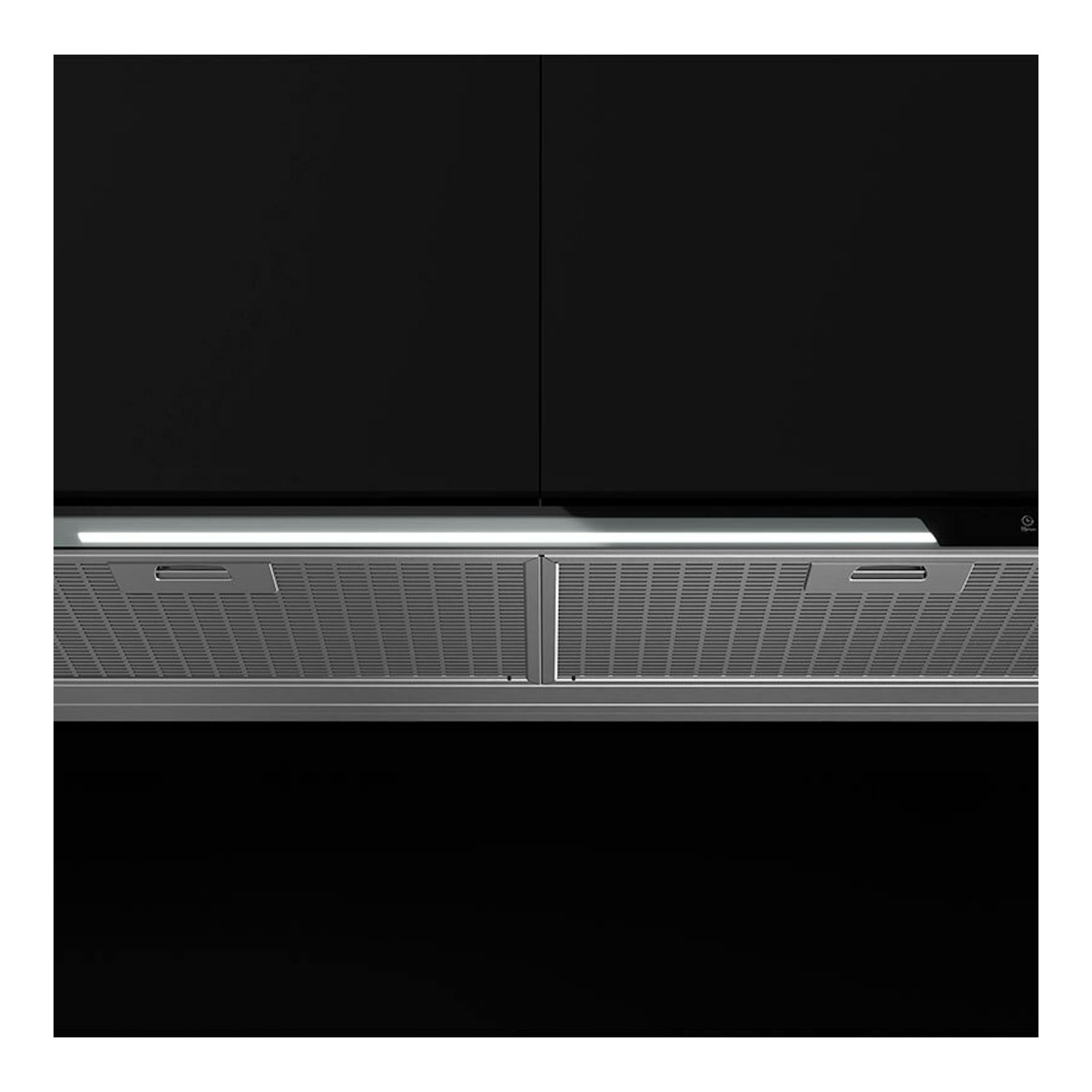 Campana integrable Teka GFI97350EOS inox, vista frontal inferior, de 89 cm, bajo muebles negros.