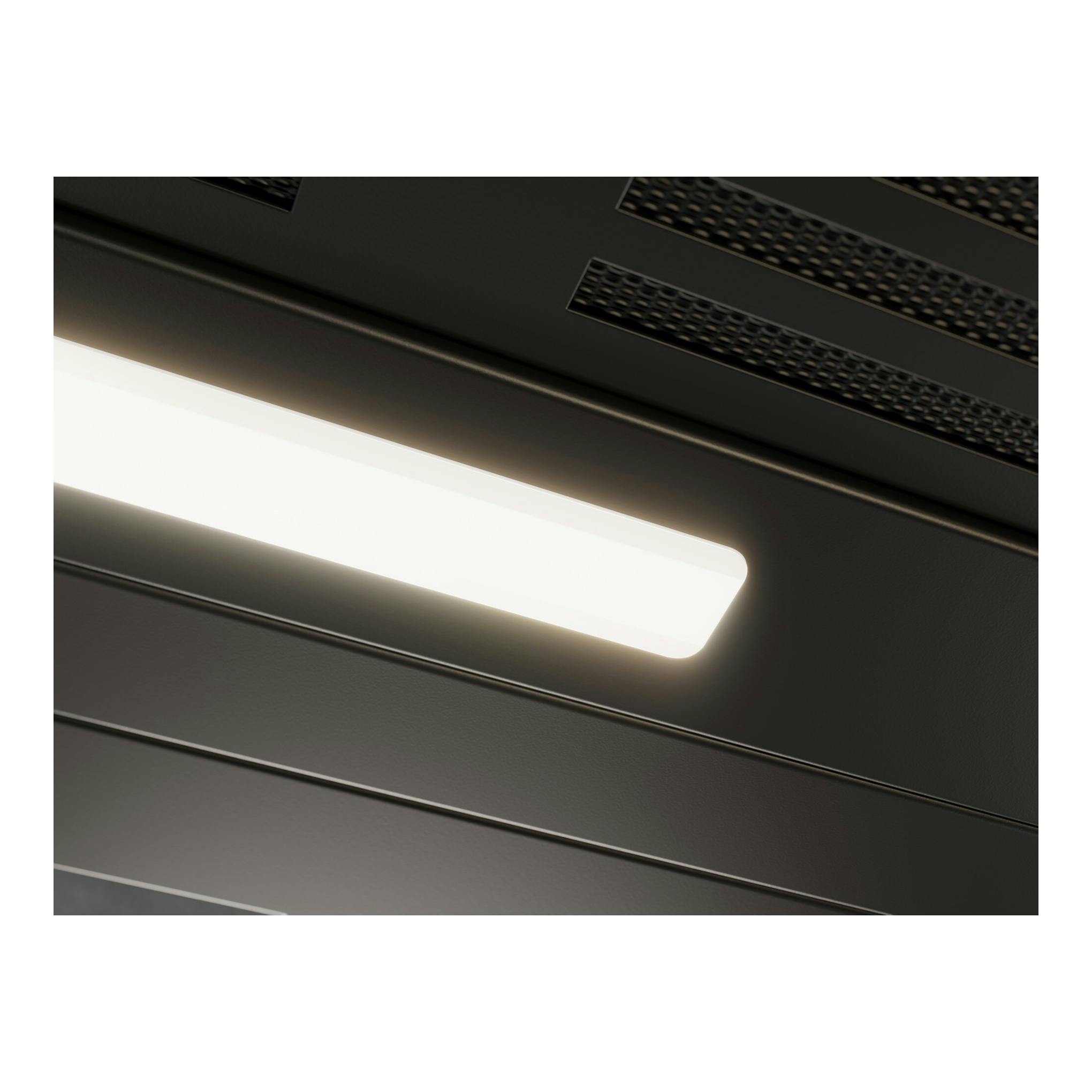 Grupo filtrante AEG DGB2531M negro, vista en detalle con luz LED encendida y rejillas superiores.