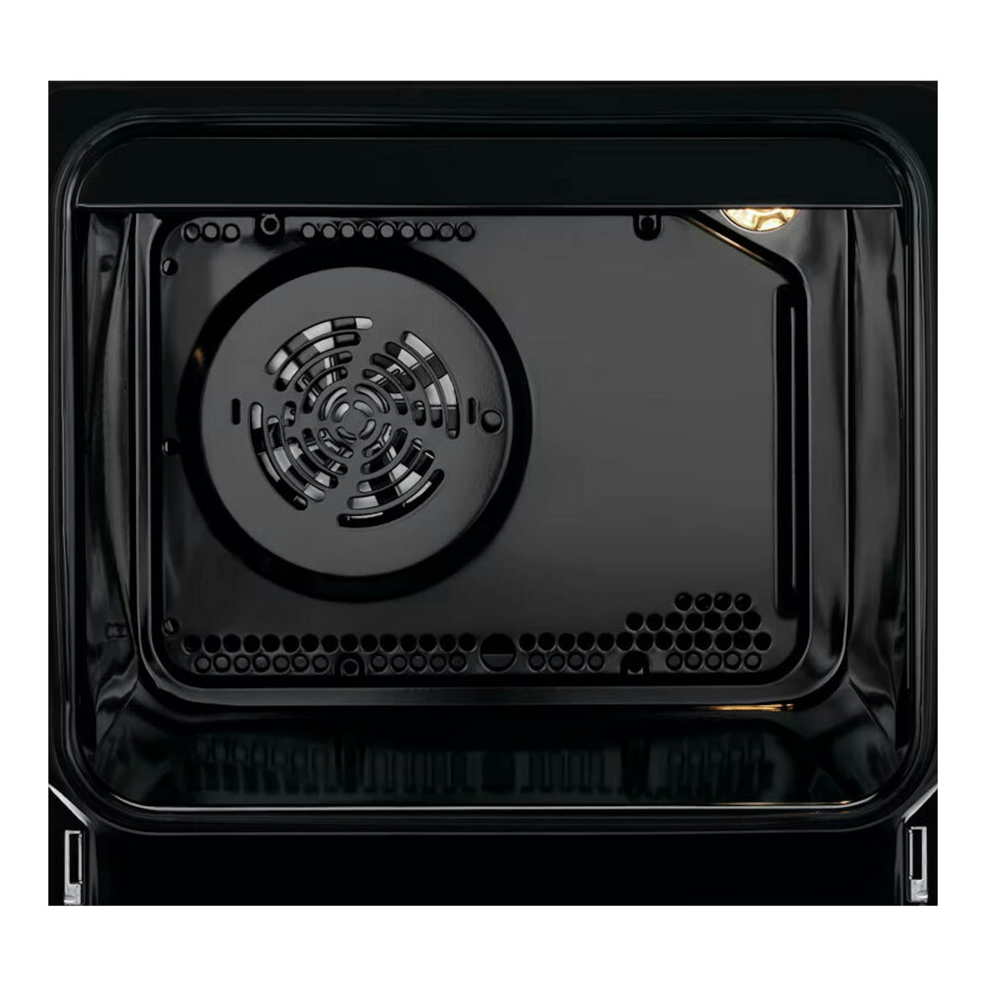 Interior de horno Electrolux LKR540066X negro, vista frontal con ventilador circular y bandeja inferior.