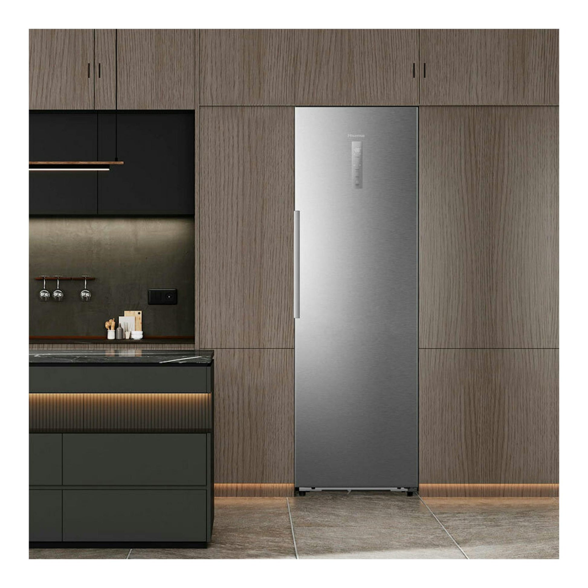 Congelador vertical Hisense FT3K310SAIE inox, vista frontal.