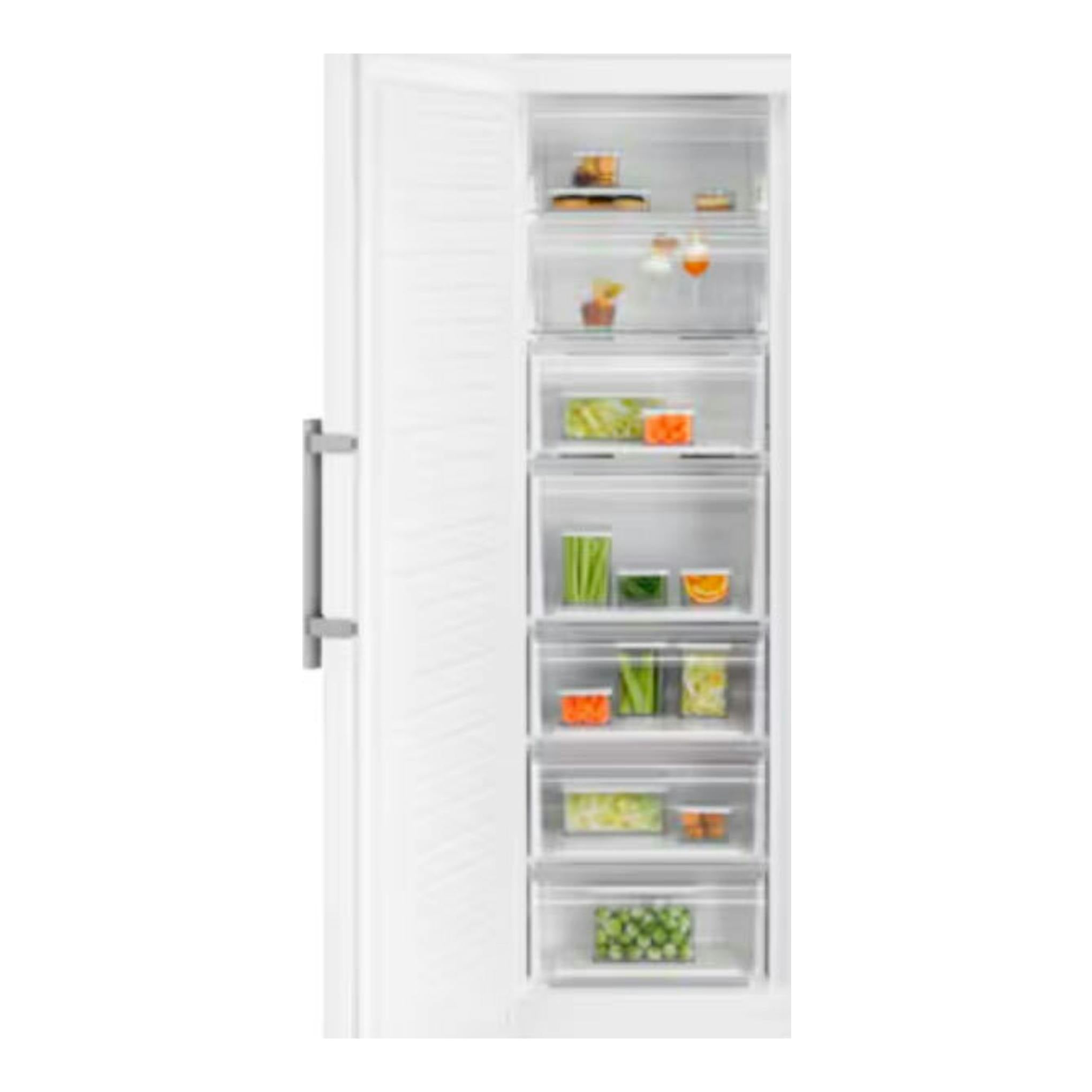 Congelador vertical Electrolux LUT6NE28W blanco, vista frontal con la puerta abierta.