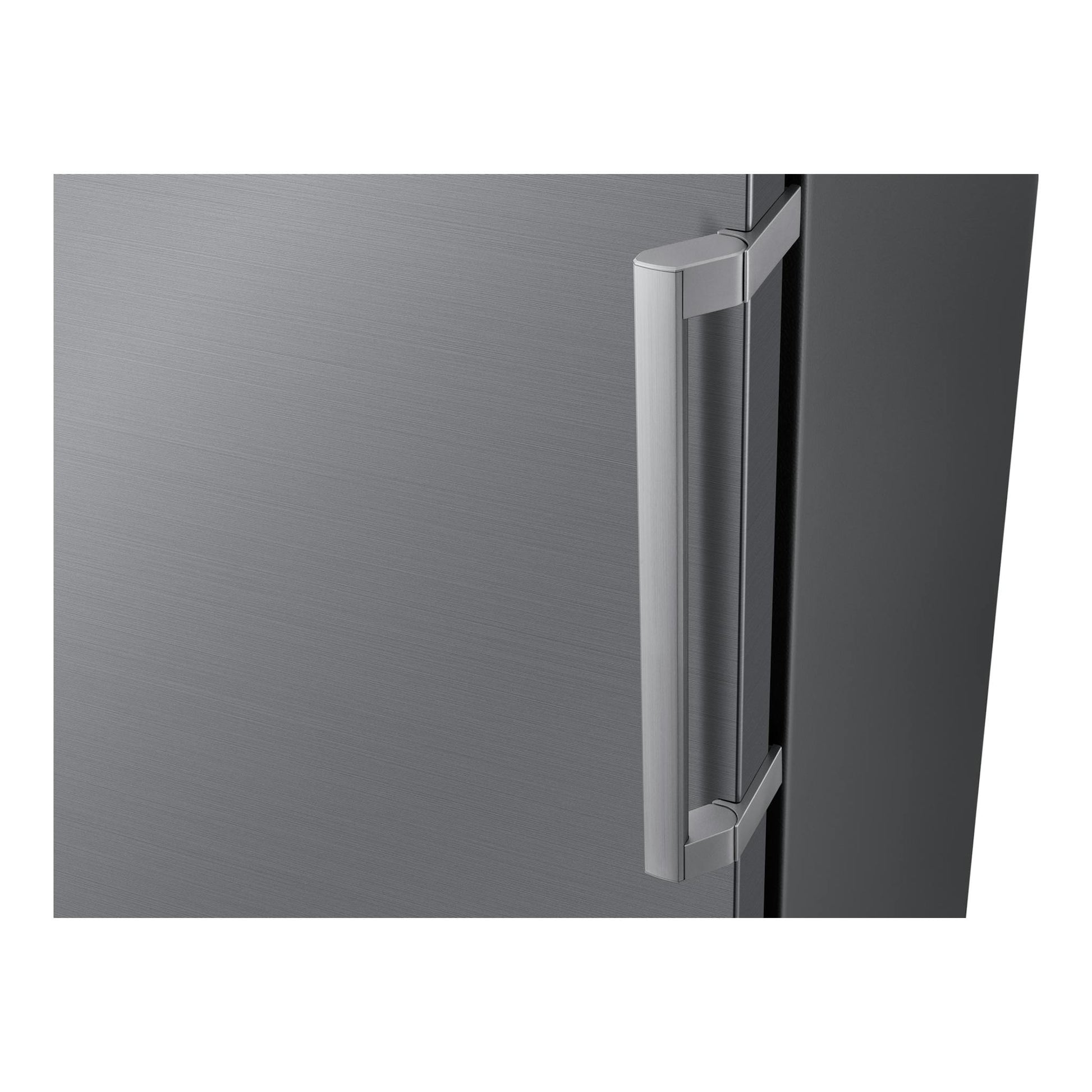 Congelador vertical Samsung RZ70H32HDTEF en inox, detalle en primer plano de la puerta y tirador.