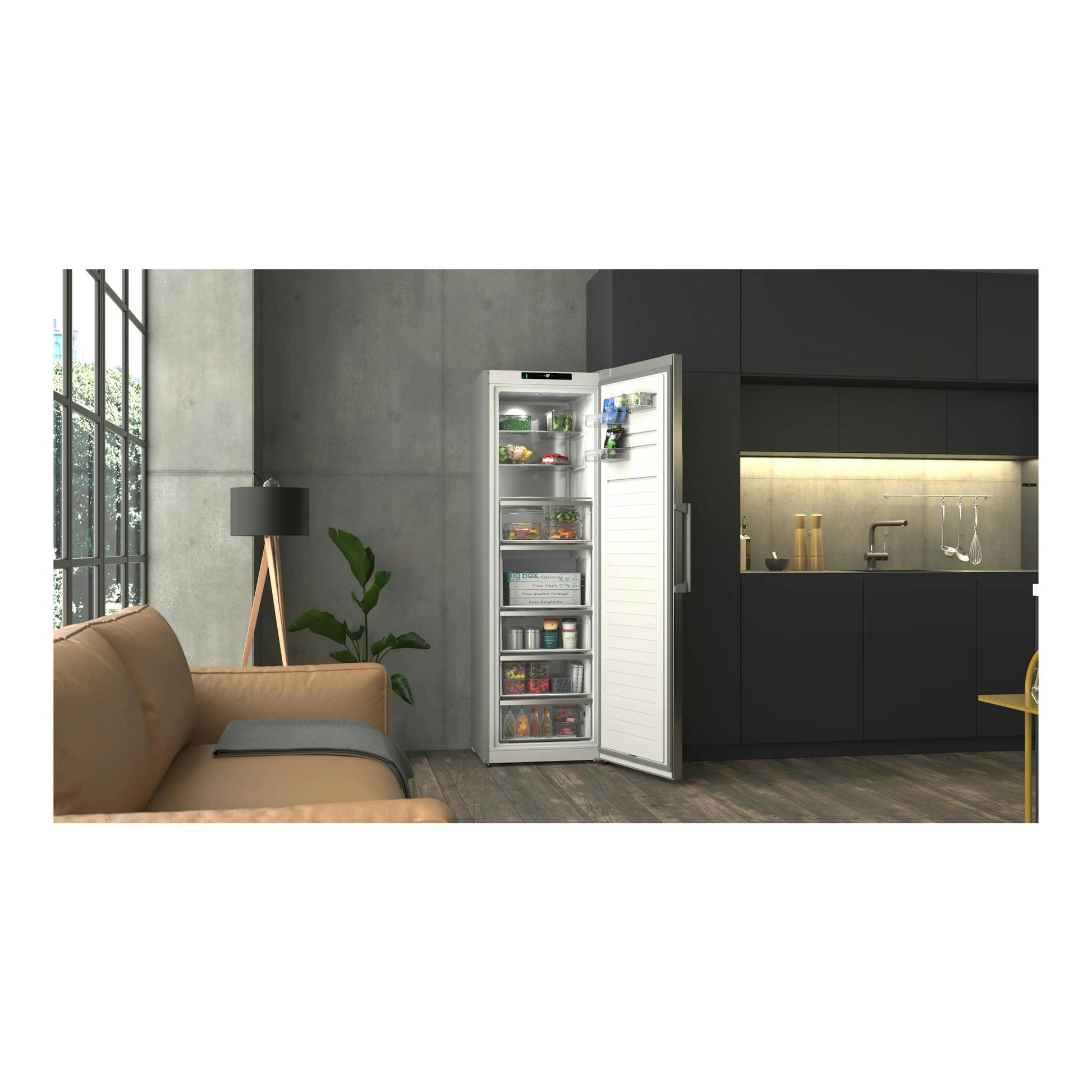 Congelador vertical Siemens GS36NVIDG inox, vista frontal con puerta abierta en cocina moderna.