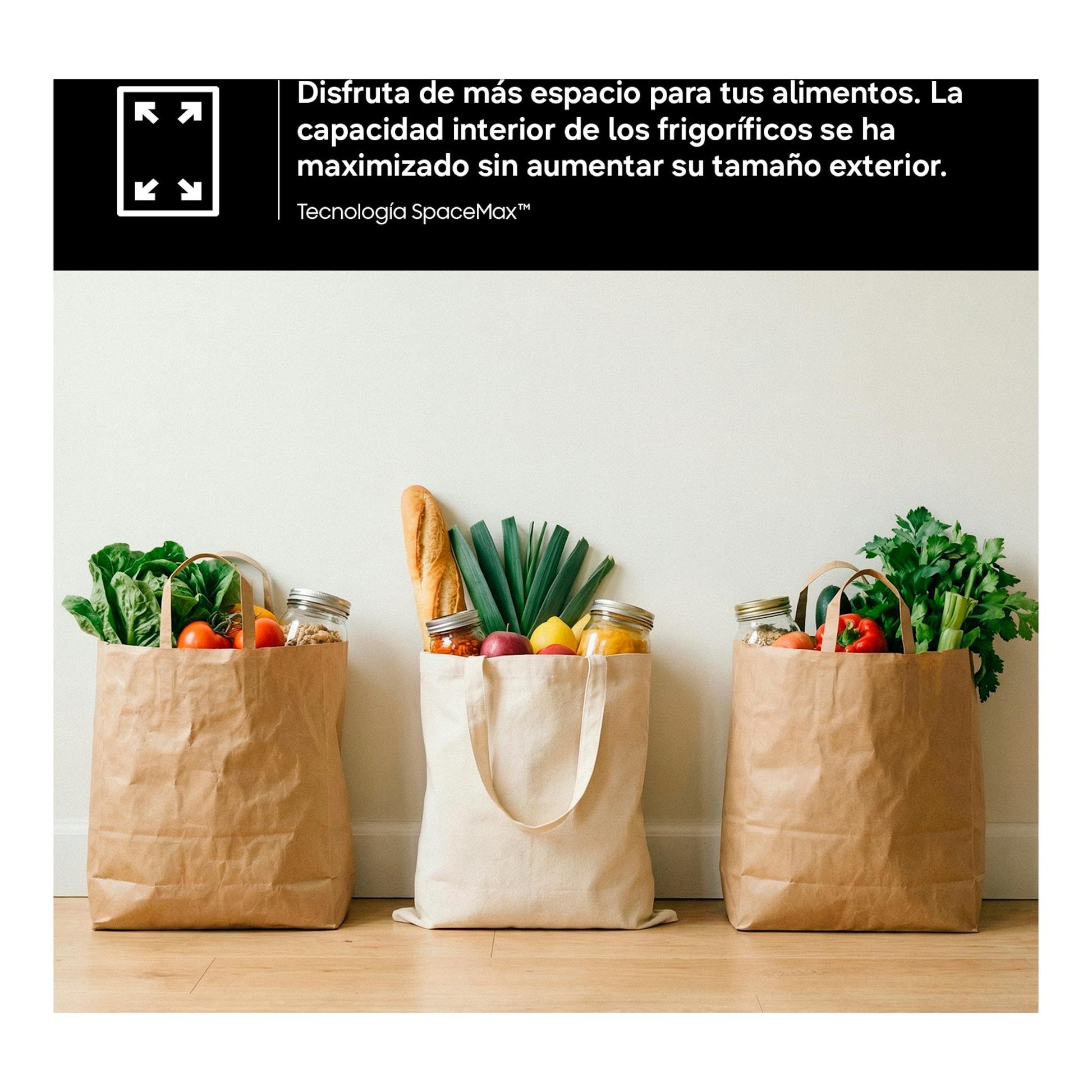 Samsung RR70H39FEVEF: gráfico promocional con bolsas de compra y texto sobre tecnología SpaceMax.