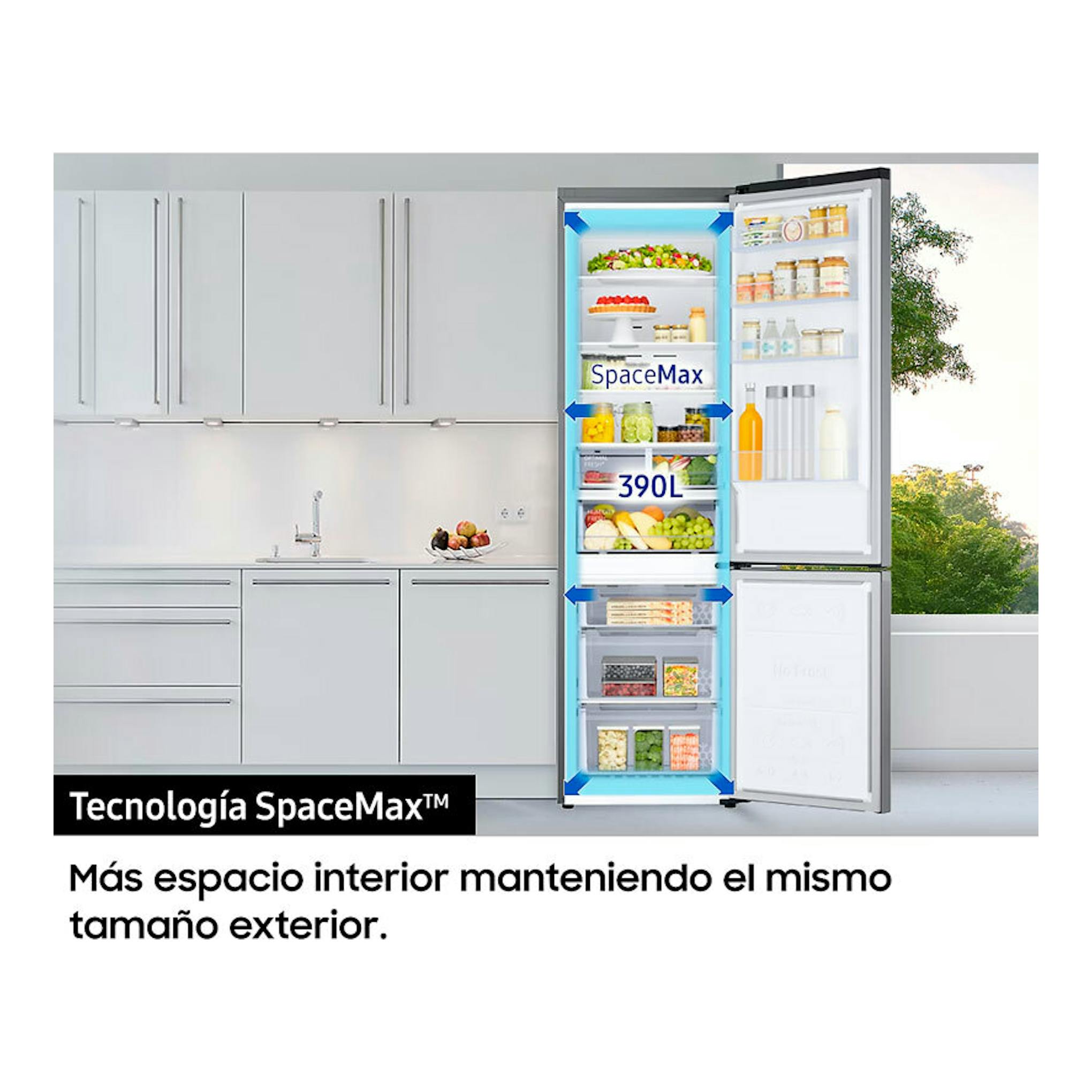 Frigorífico combi Samsung RB38T607BS9/EF inox, vista frontal con puertas abiertas e interior visible.