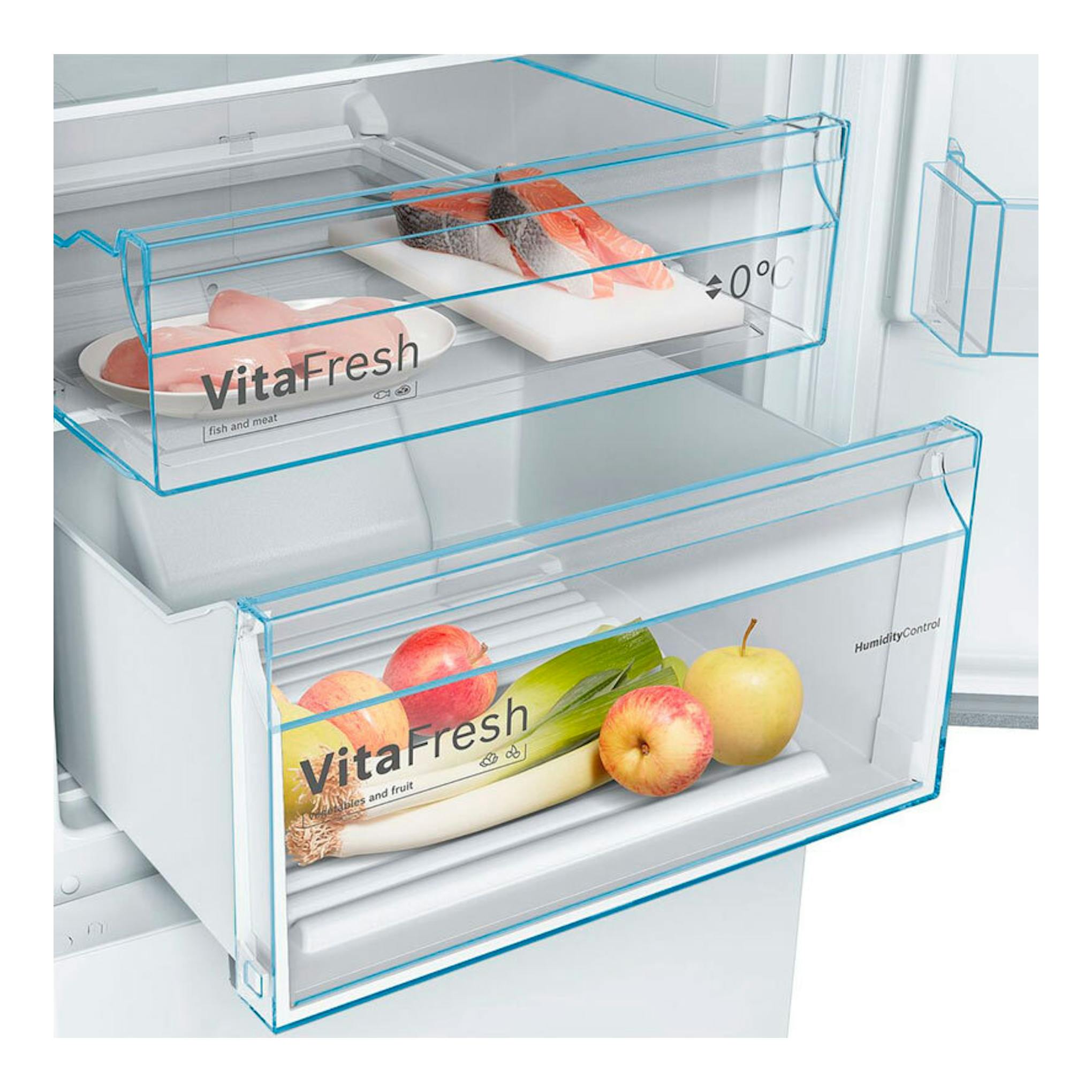 Vista frontal del interior de un frigorífico Bosch KGN39VWEB blanco, con cajones VitaFresh y alimentos.