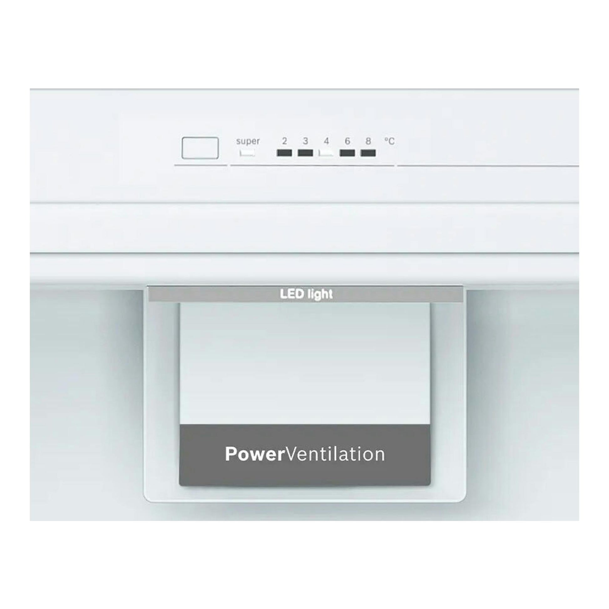 Frigorífico Balay 3FCE553ME inox mate, vista frontal del interior con panel LED light y PowerVentilation.