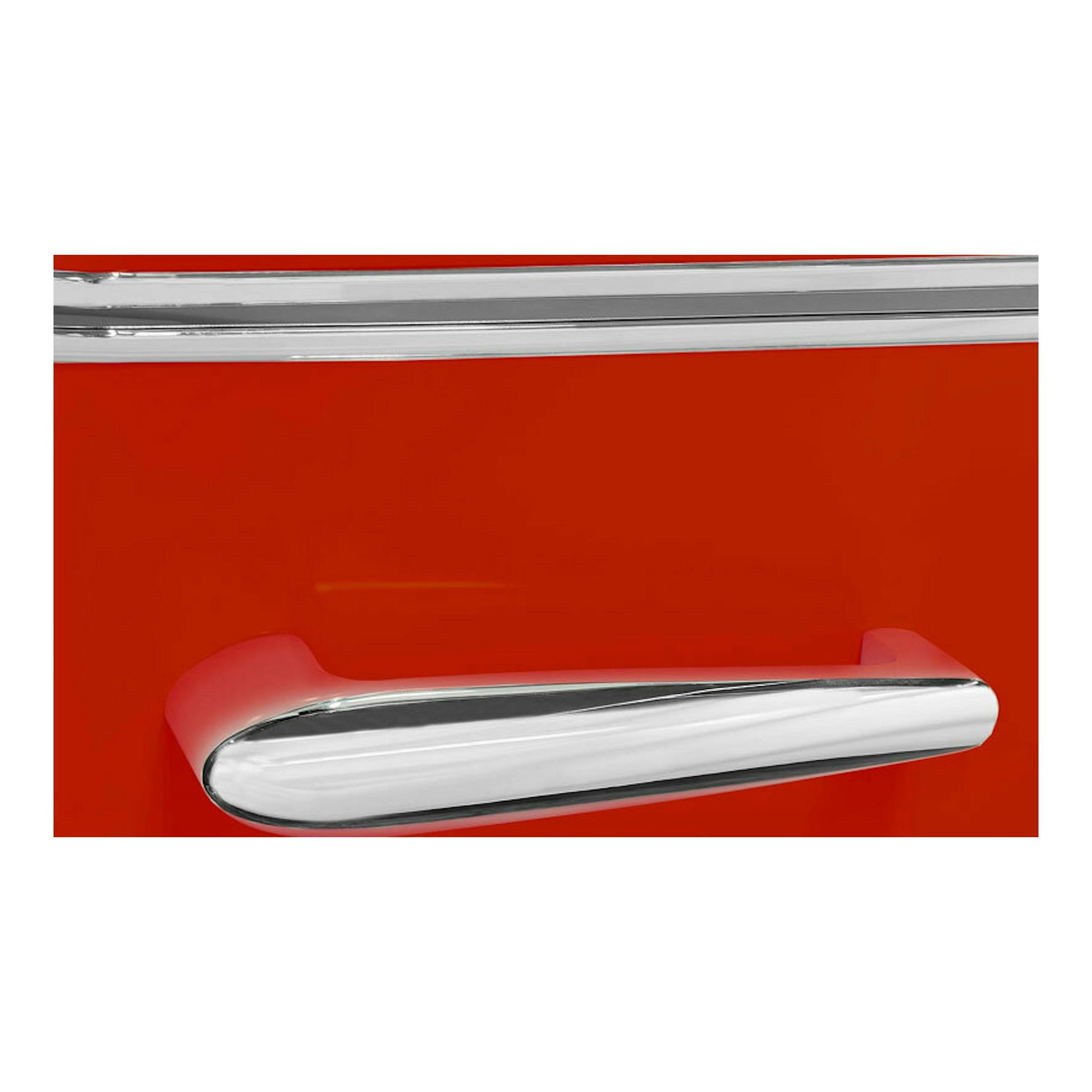 Frigorífico Exquisit RKGC270-45-H-160E rojo, vista frontal parcial con tirador cromado.