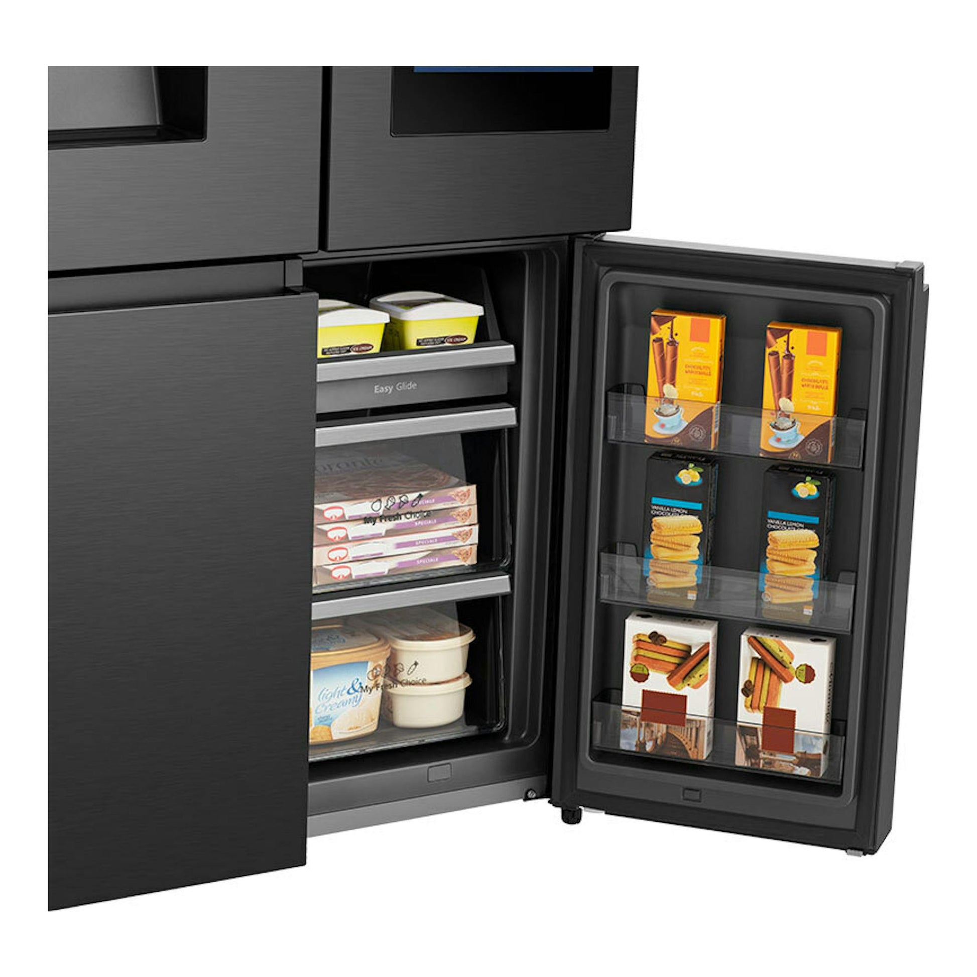 Frigorífico americano Hisense RQ760N4IFE negro, puerta abierta, con estantes y compartimentos interiores.