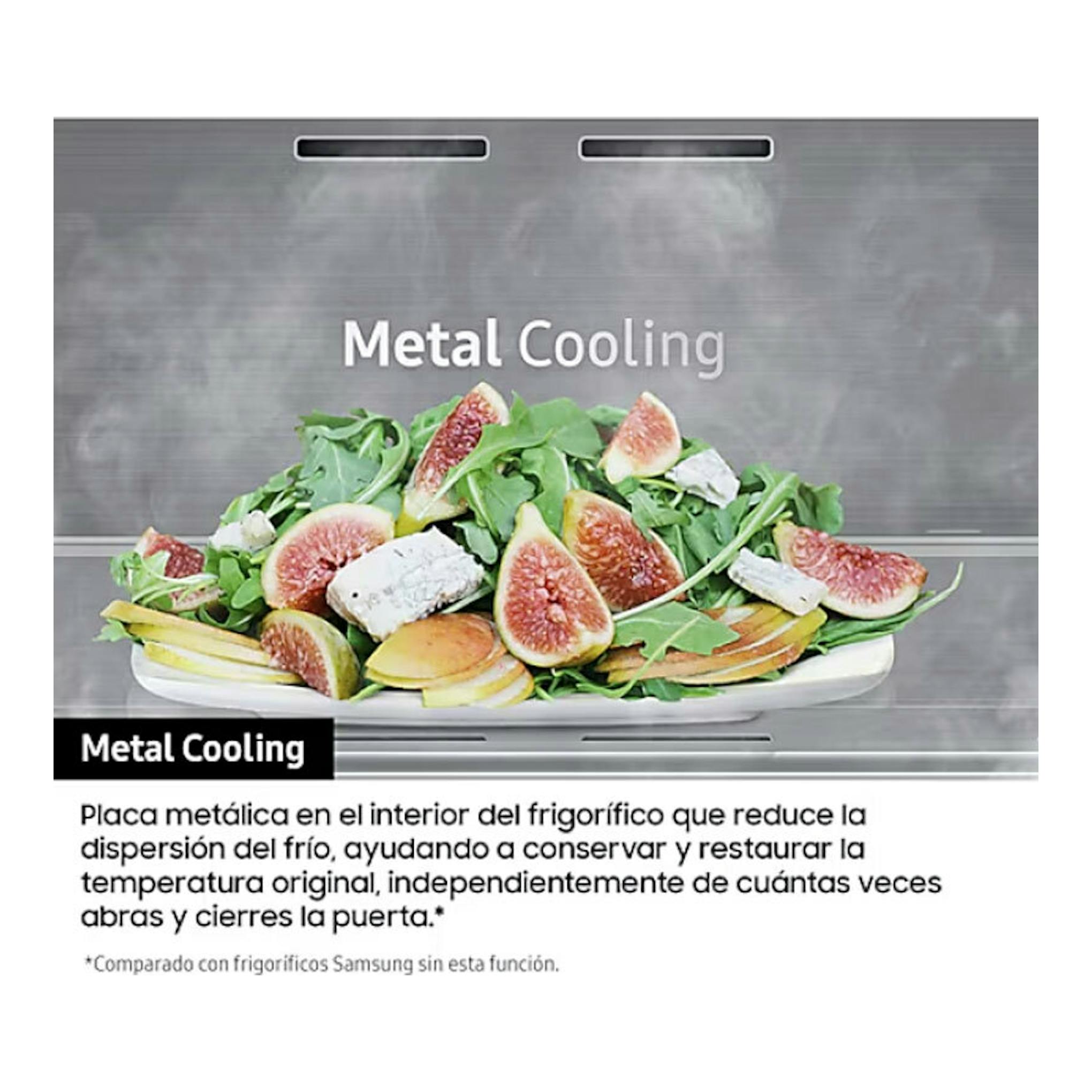 Samsung RF65DG960ESREF inox, interior de frigorífico en vista frontal con letrero «Metal Cooling» y ensalada con higos.