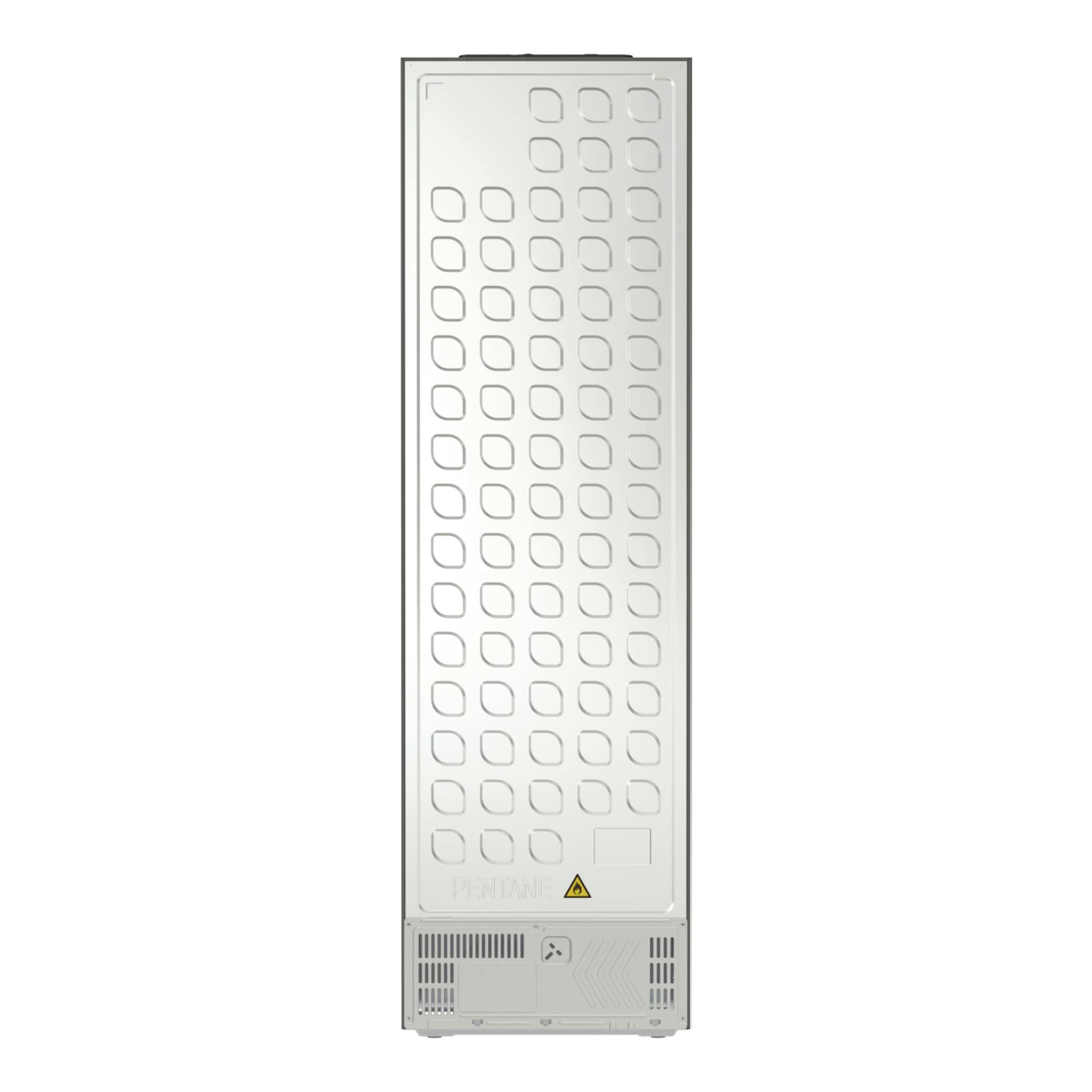 Trasera de frigorífico combi Hisense RB5P410SACA en color blanco, con panel metálico y rejillas inferiores.