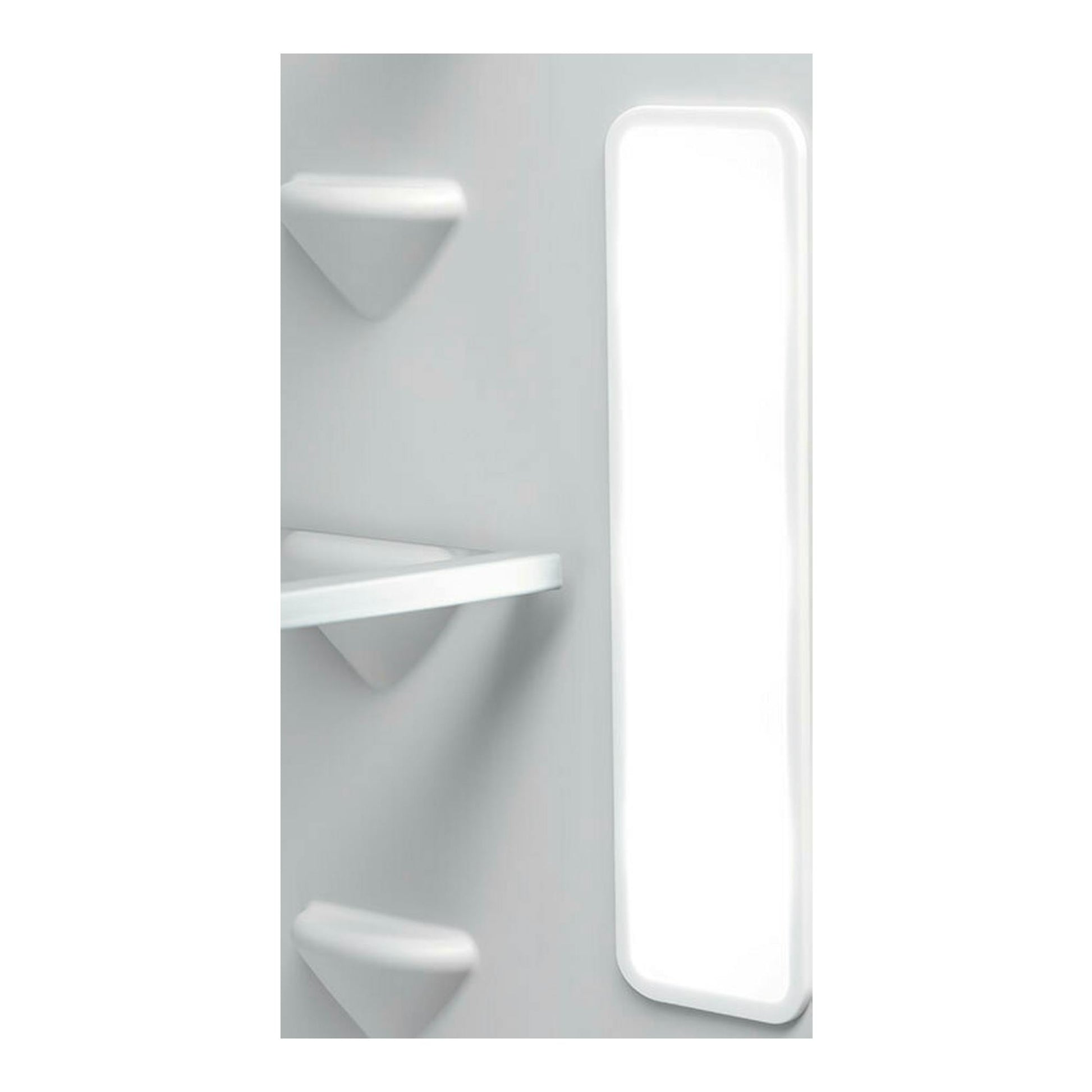 Electrolux ENG7TE75S: interior de frigorífico blanco con estante y luz lateral, vista cercana.