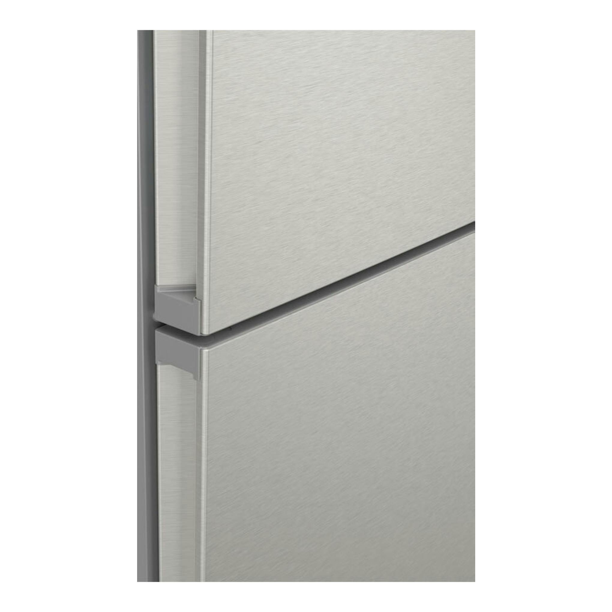 Frigorífico combi Siemens KG39NVIDG en inox, vista frontal en primer plano de las puertas.