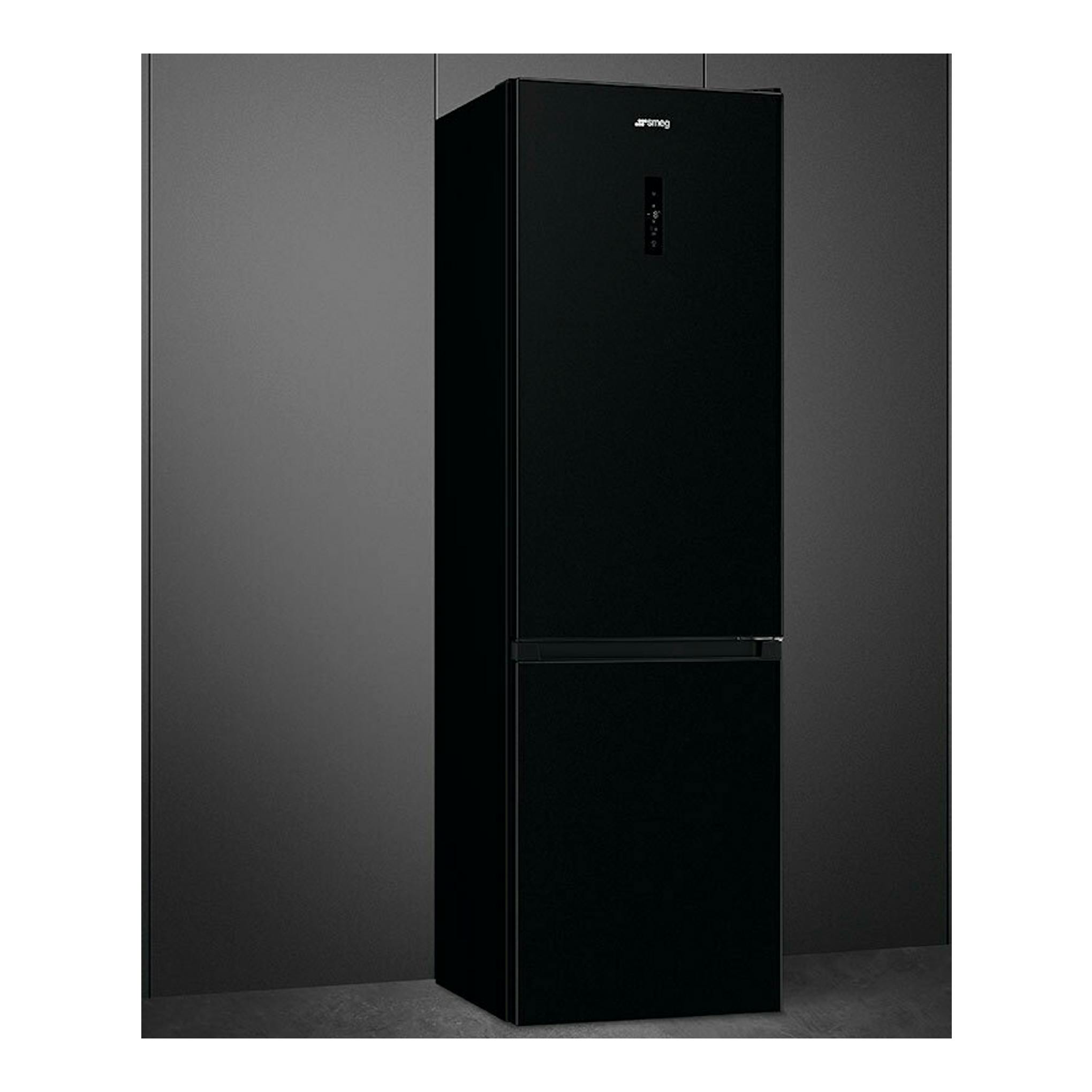 Frigorífico combi Smeg RC20KDND negro, vista frontal, con panel de control en la puerta.