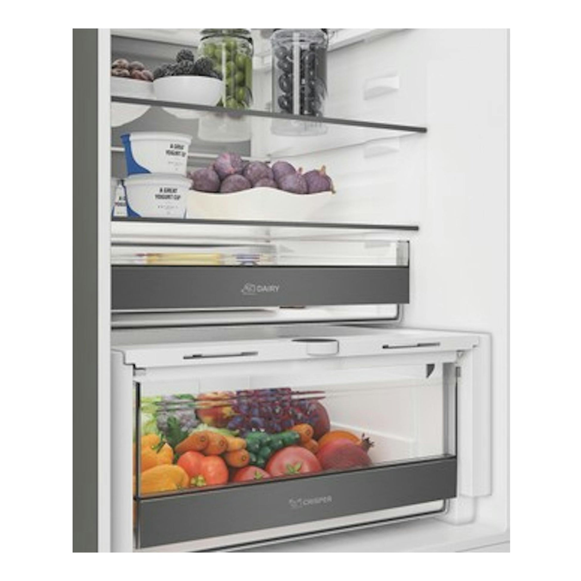 Frigorífico combi Whirlpool WHK 26412 X5EE1, vista interior frontal con baldas y cajones transparentes.