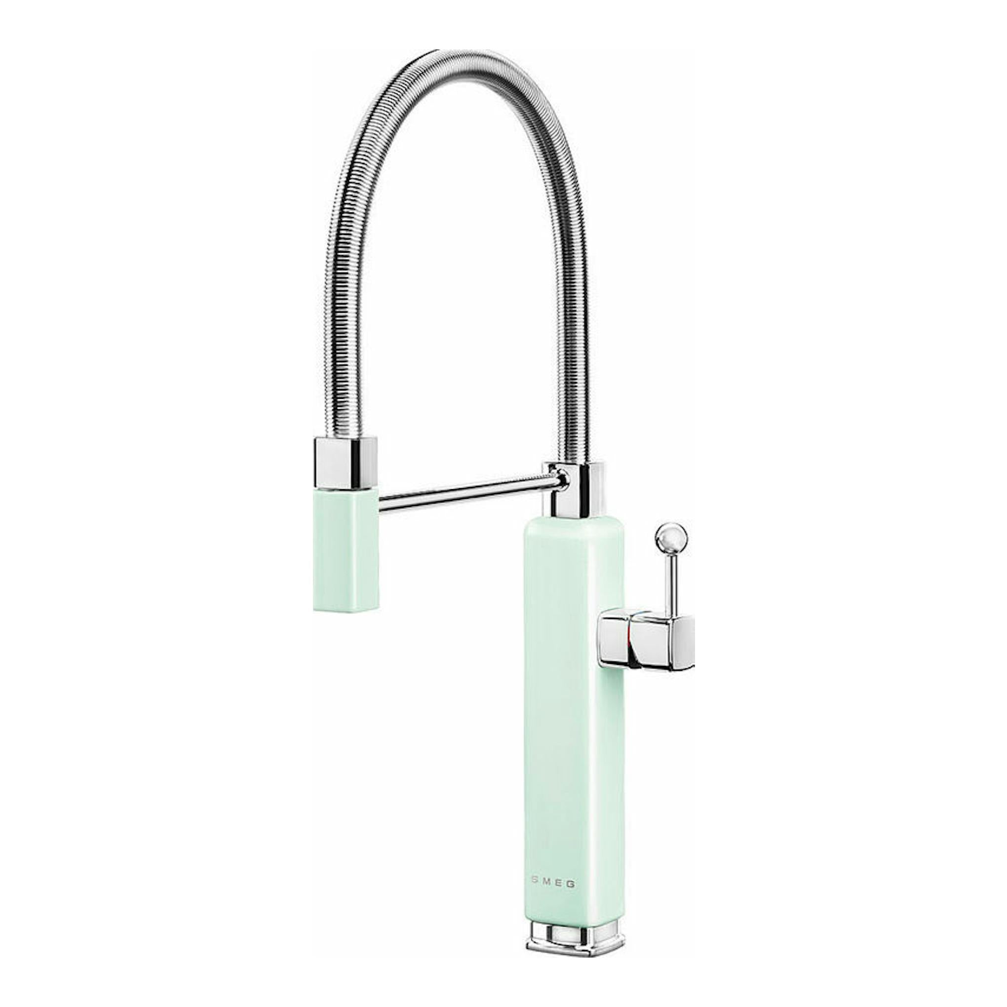 Grifo de cocina Smeg MDF50PG verde menta, vista frontal, con caño flexible cromado y palanca lateral.