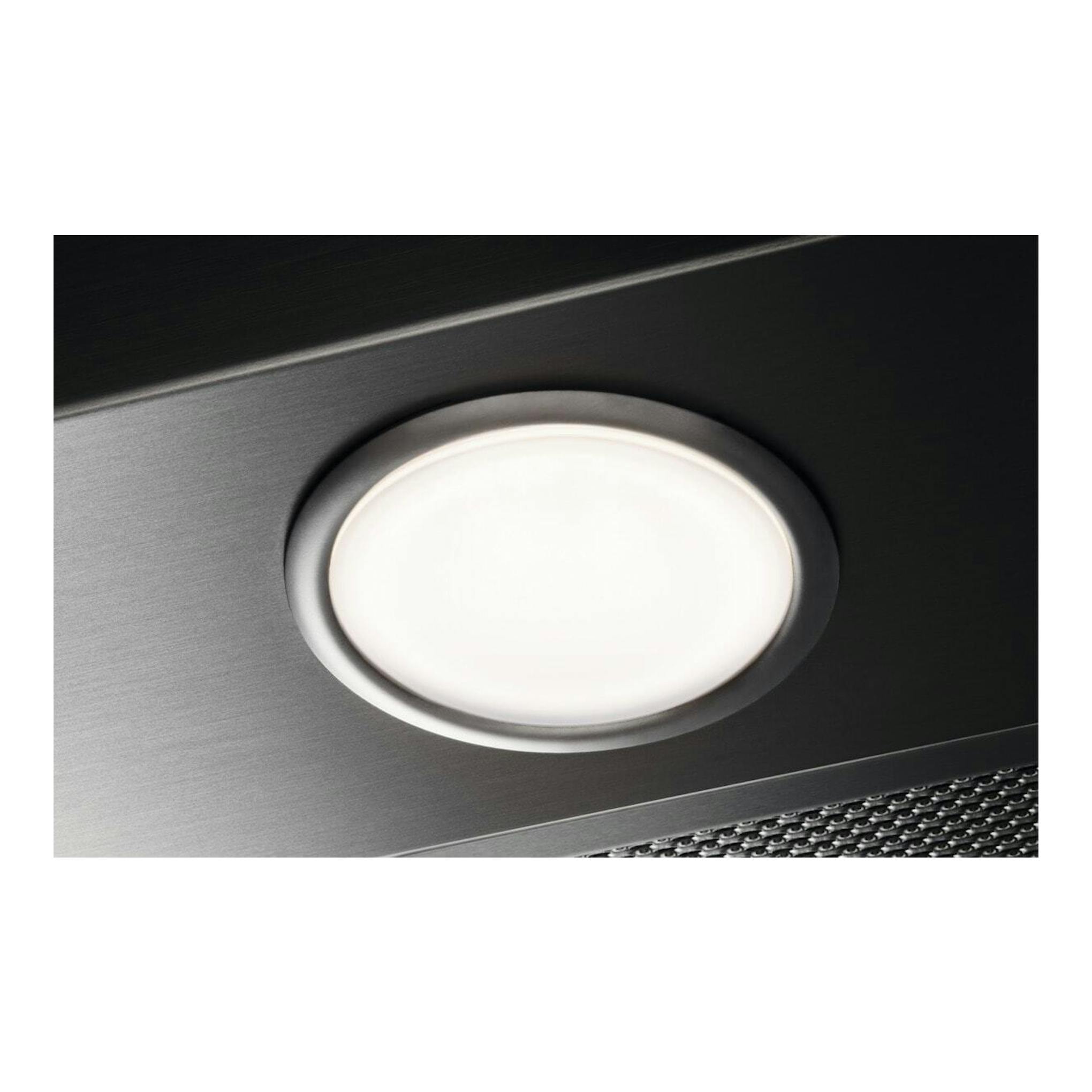 Grupo filtrante AEG DGB2531M de acero inoxidable, con luz LED circular, vista en primer plano.