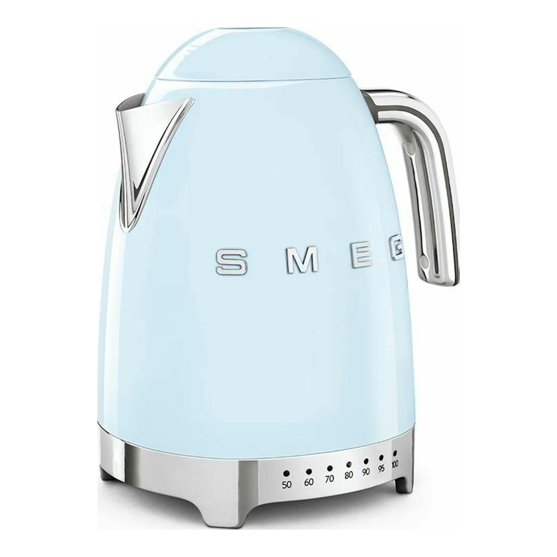 Hervidor Smeg KLF04PBEU azul claro, vista frontal, con detalles cromados y base con selector de temperatura.