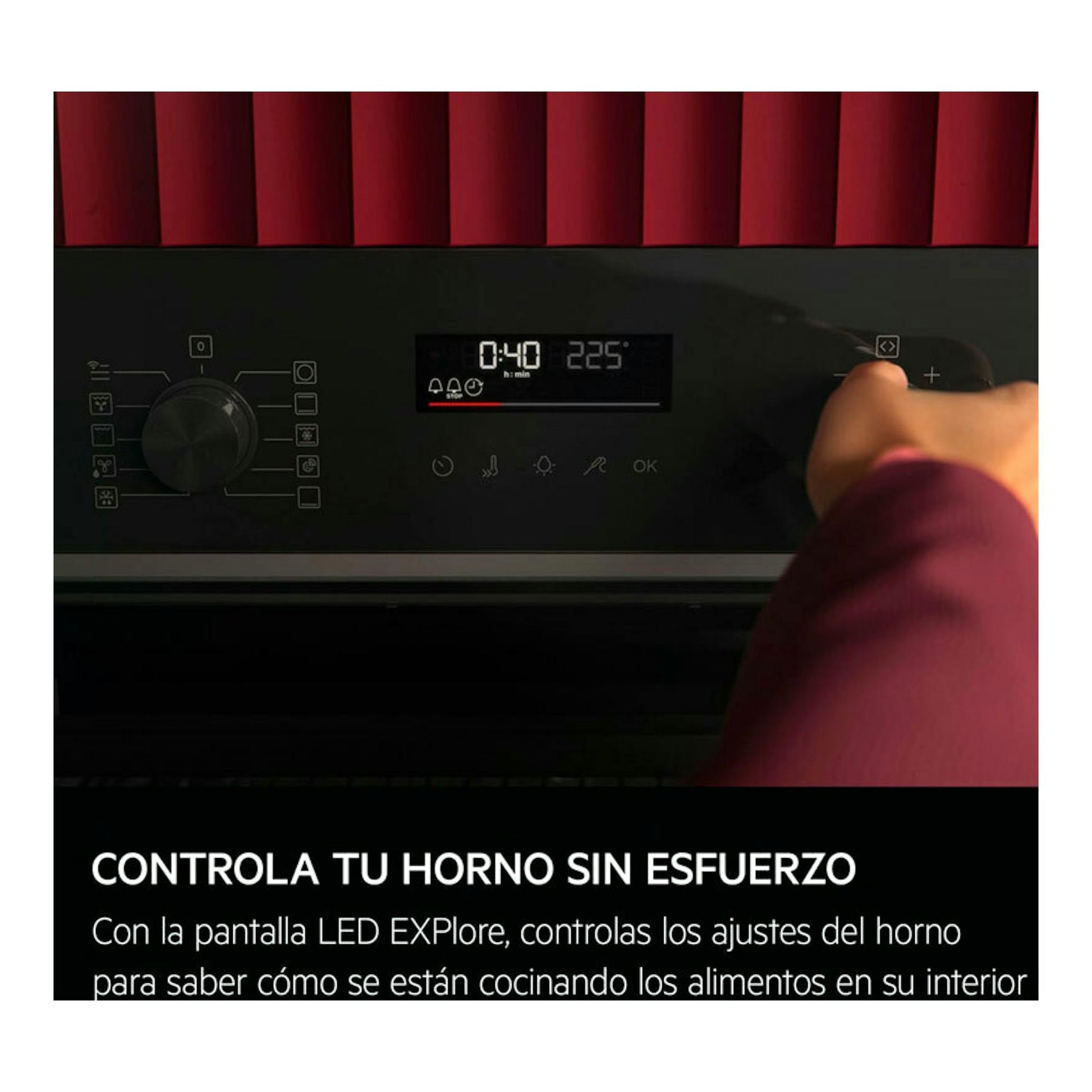 Horno AEG GU5PB41WSK de cristal negro, vista frontal, con panel LED y una mano ajustando los controles.