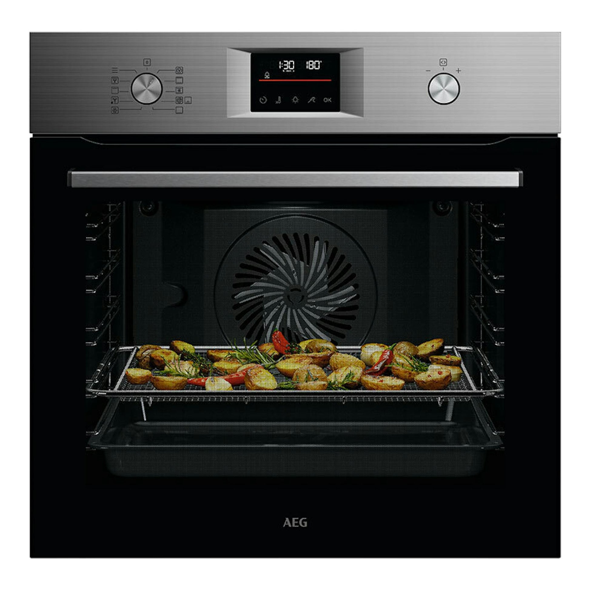 Horno AEG OS6PB51AM inox, vista frontal, con panel digital y bandeja con verduras asadas.
