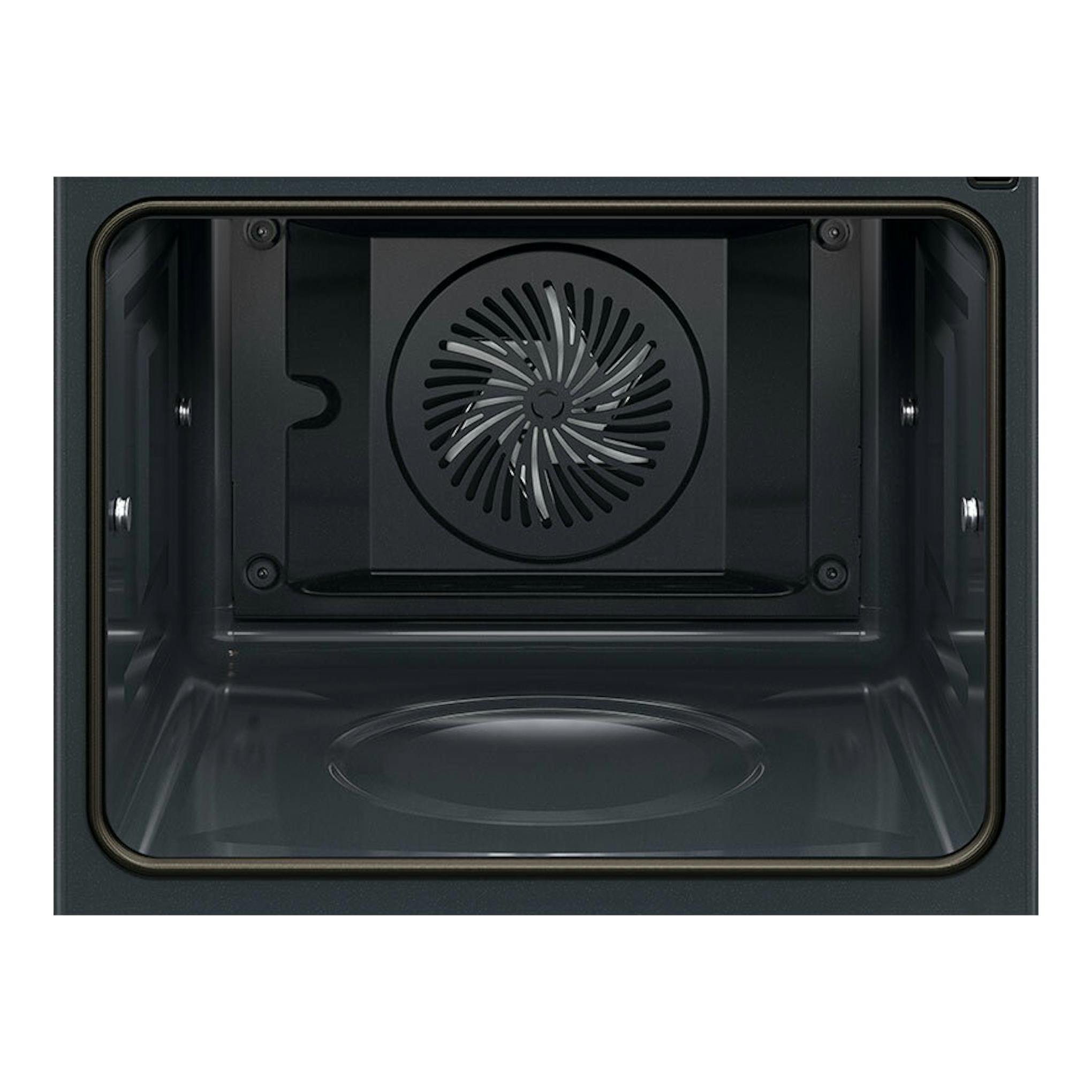 Interior de horno AEG OS6PB51AM inox, vista frontal de la cavidad con ventilador circular trasero.