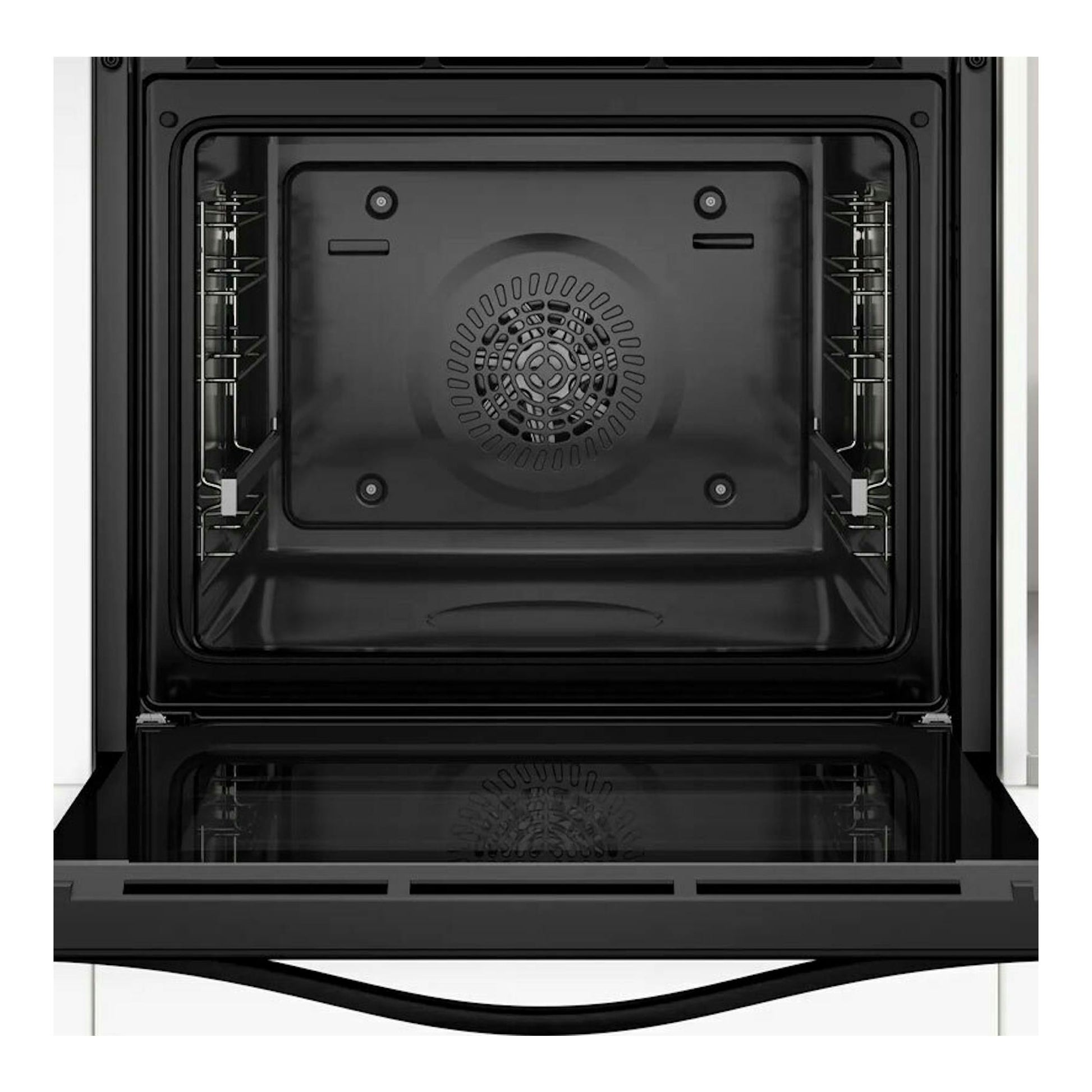 Horno Balay 3HB4131X3 Inox, vista frontal del interior negro con ventilador central y guías laterales.