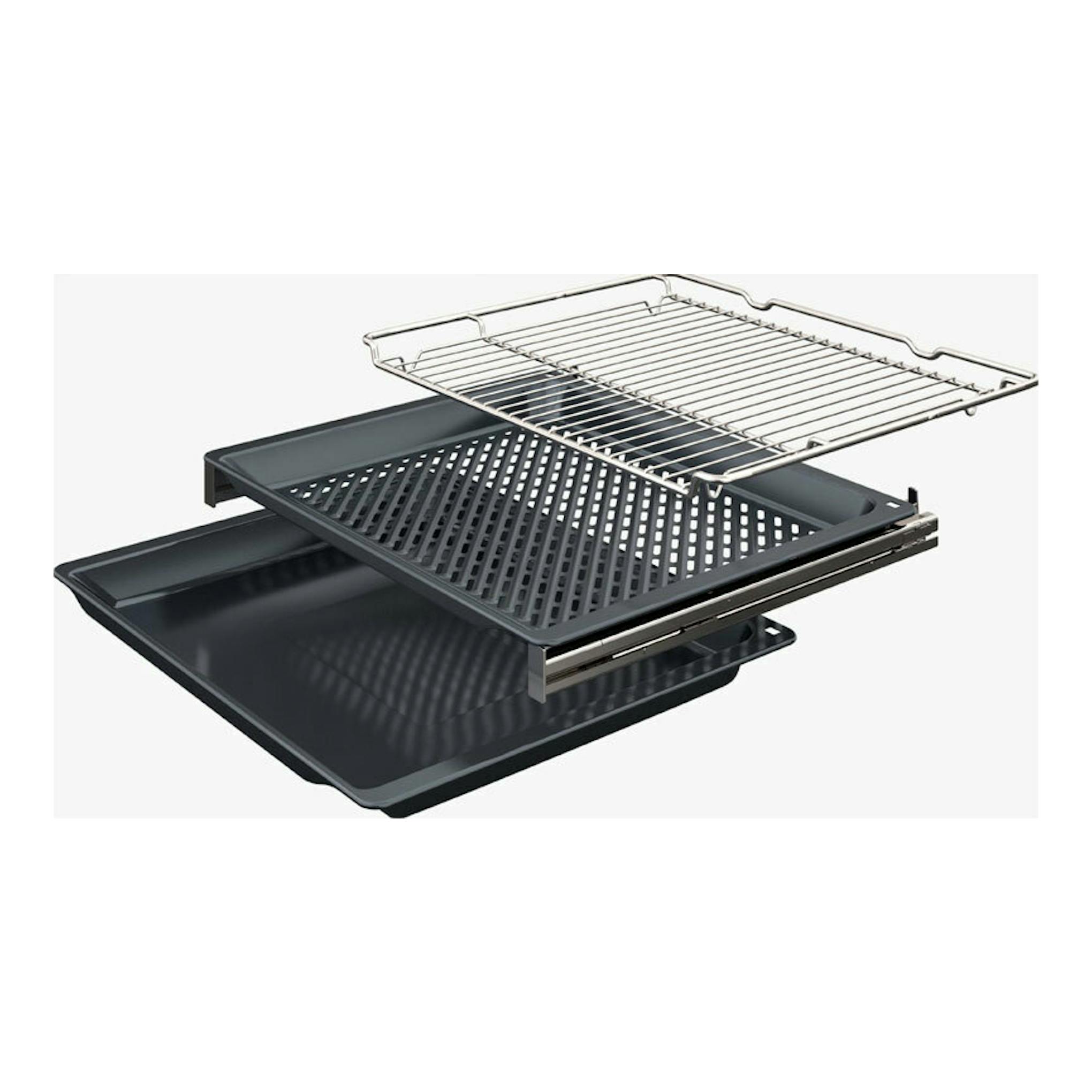 Accesorios de horno Balay 3HB5879N7: bandeja profunda, bandeja perforada y rejilla negras, vista en perspectiva.