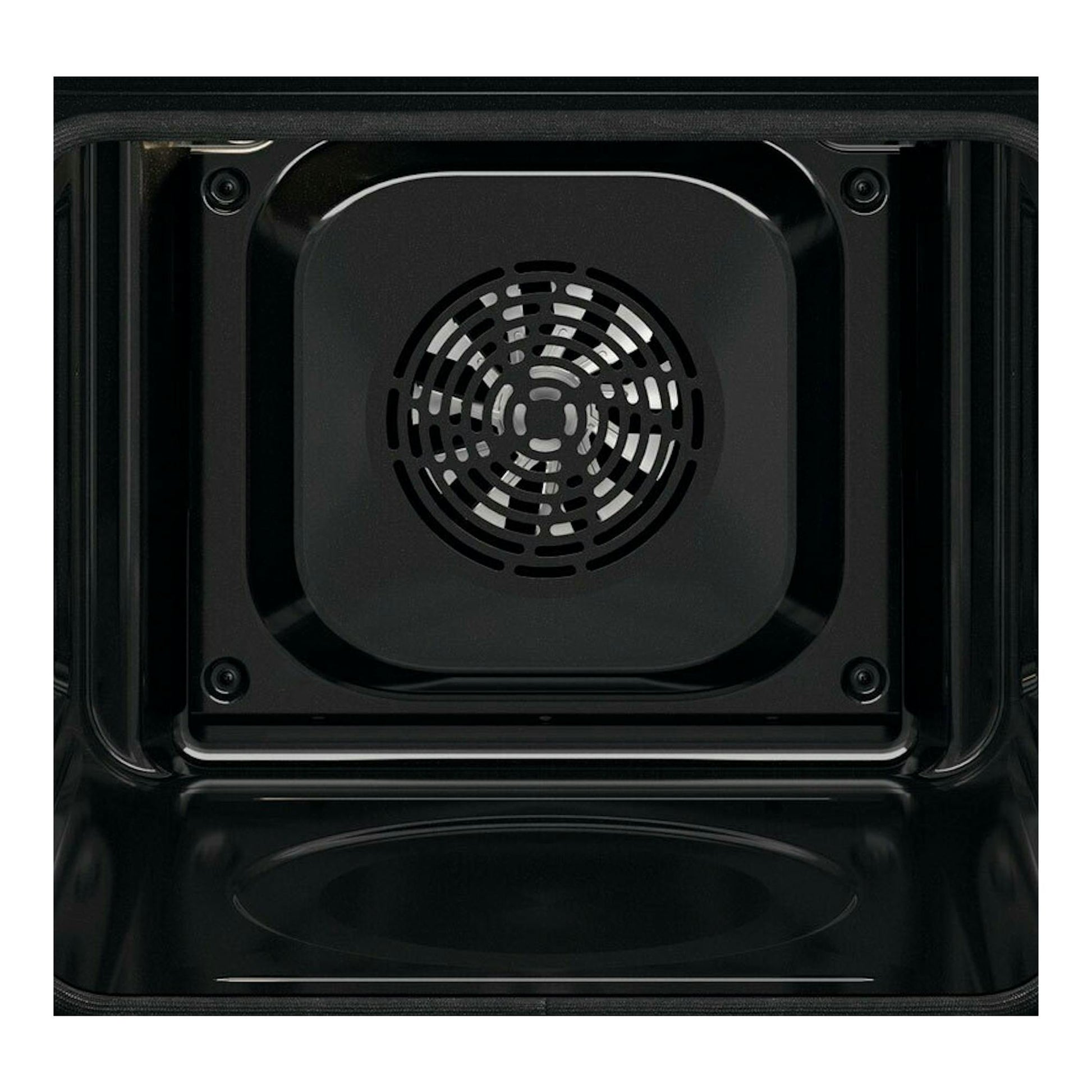 Interior de horno Electrolux EOH4P56BX Inox, vista frontal del interior negro con ventilador trasero.