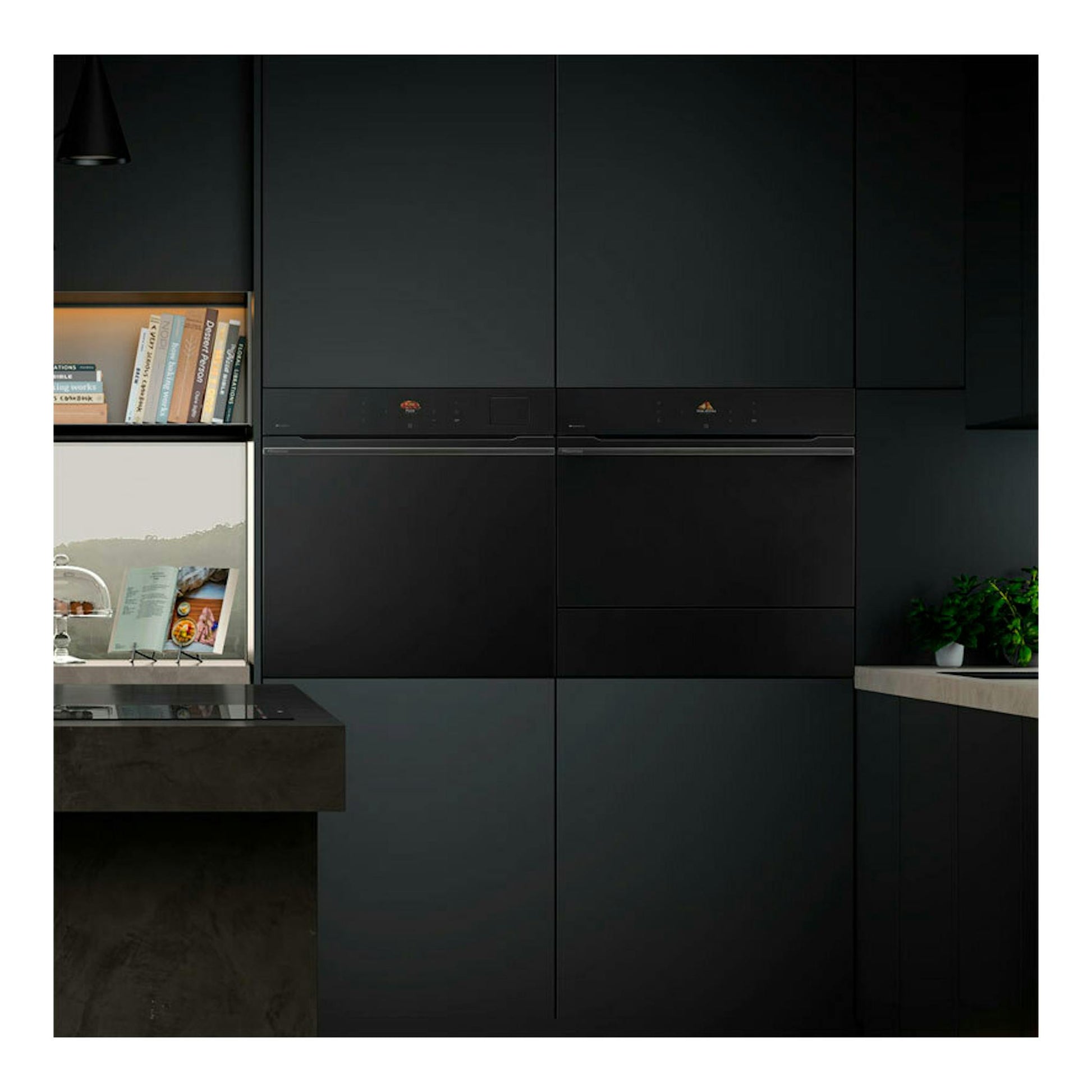 Horno Hisense BAS614A8B negro, empotrado en muebles de cocina oscuros, vista frontal.