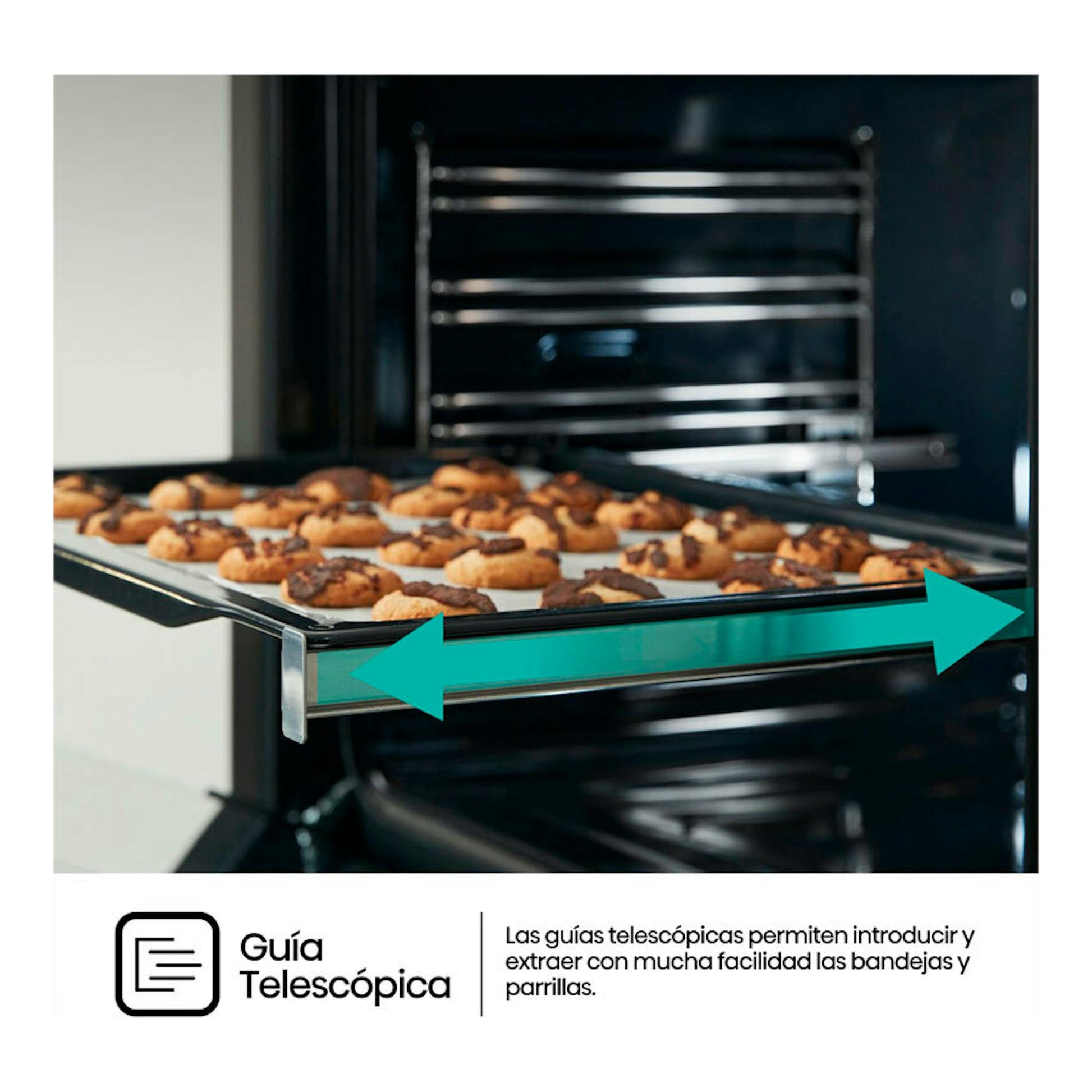 Horno Hisense BI62216AX inox, vista frontal interior, con bandeja de galletas sobre guía telescópica.