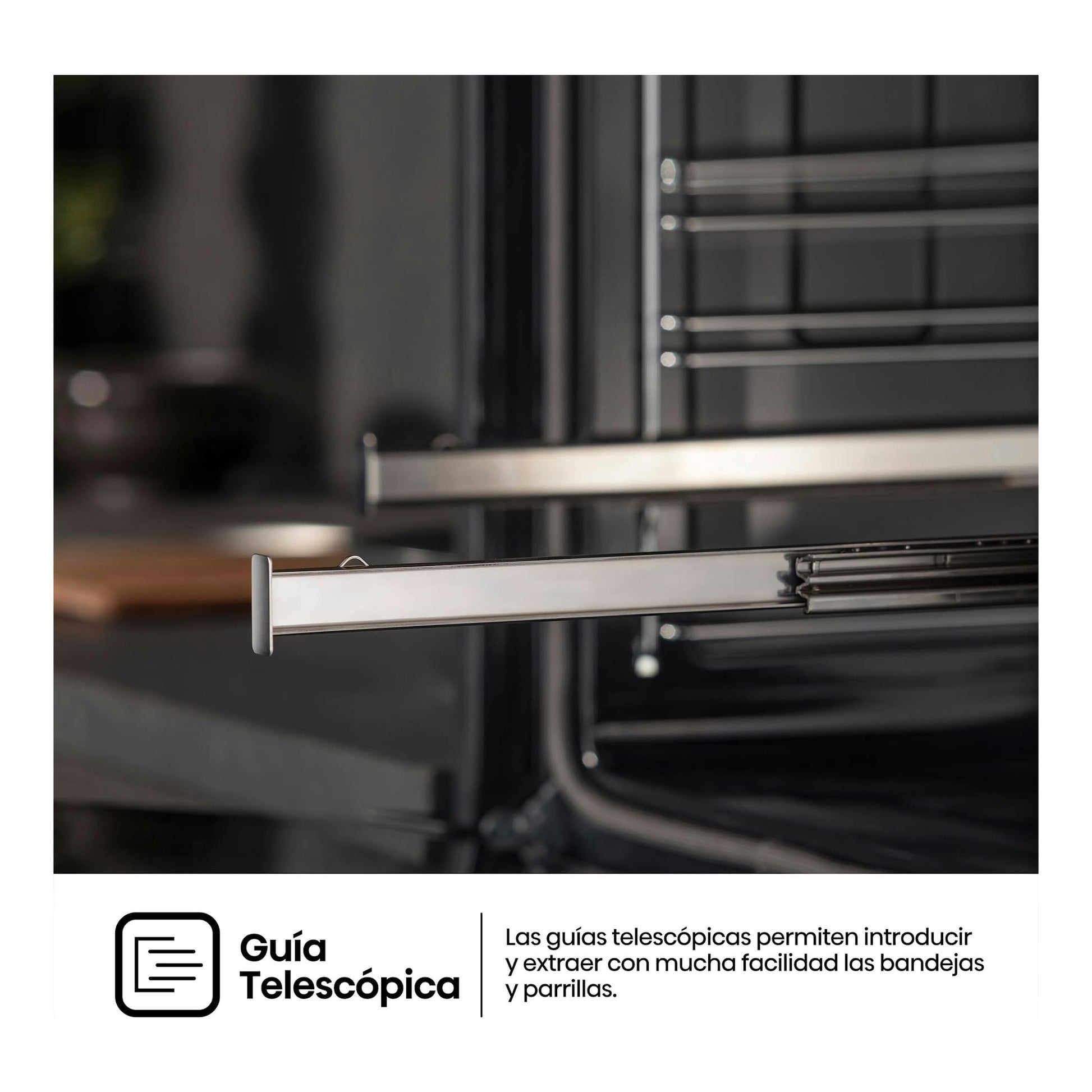 Detalle del horno Hisense BI64223EPX en acero inoxidable con guía telescópica extraíble.