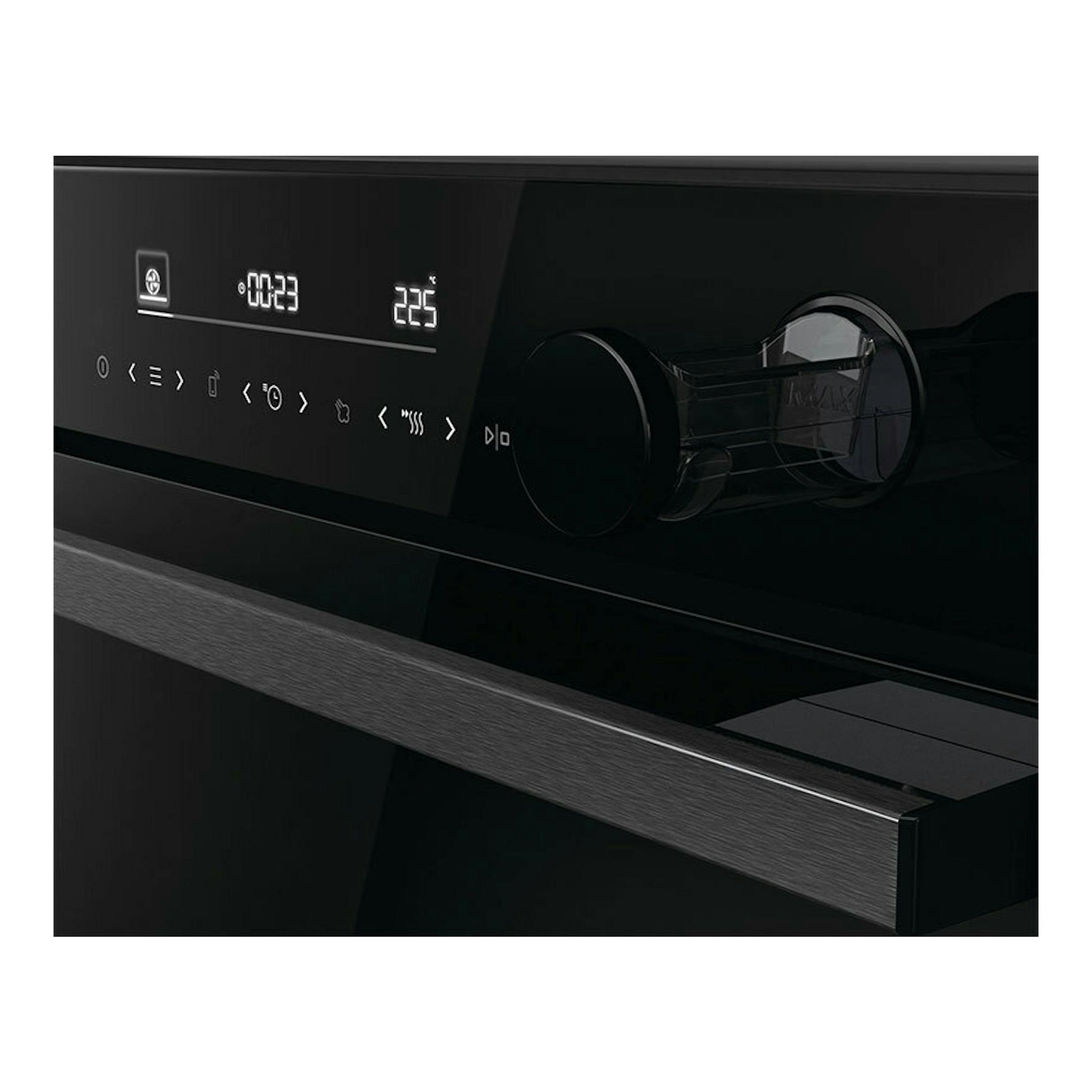 Horno Hisense BSA66346ADBGWIFI de cristal negro, vista frontal en ángulo, con pantalla digital y asa metálica.