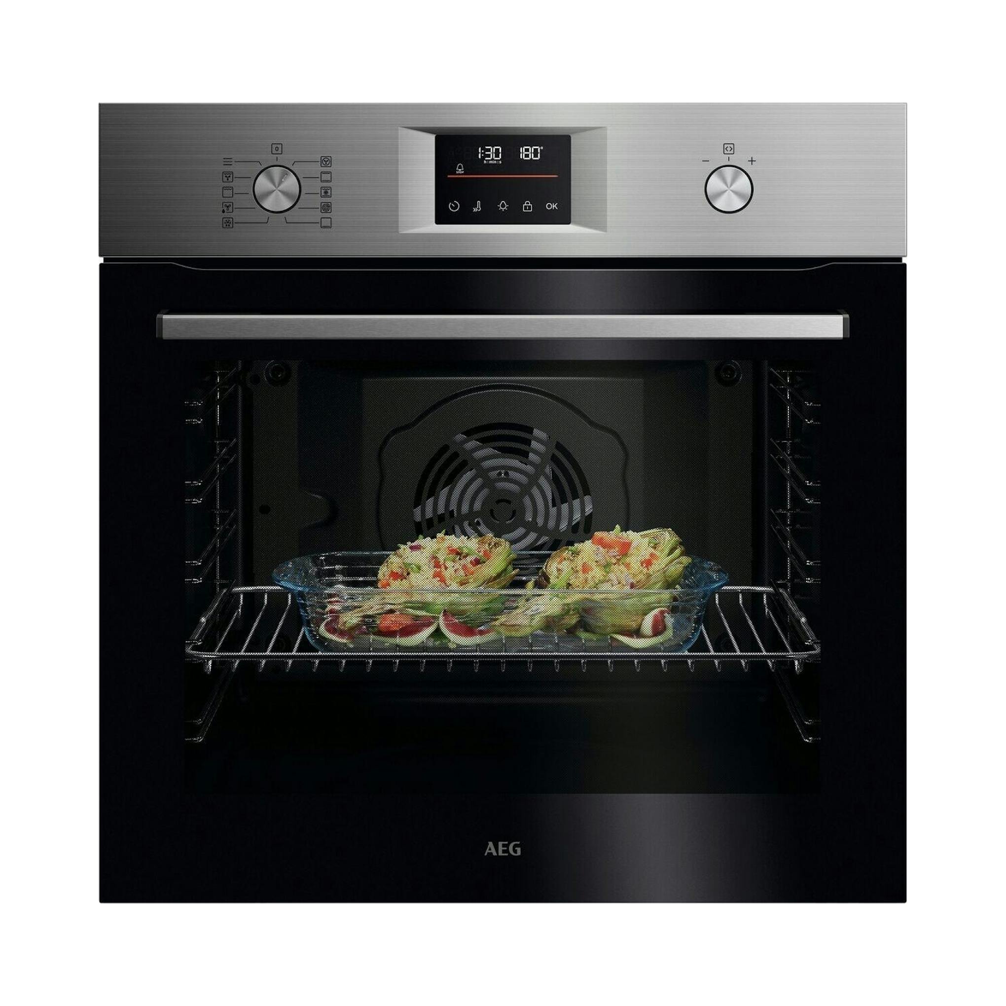 Horno multifunción AEG TU5PB43SM negro, vista frontal abierta, con panel digital y bandeja de comida en el interior.