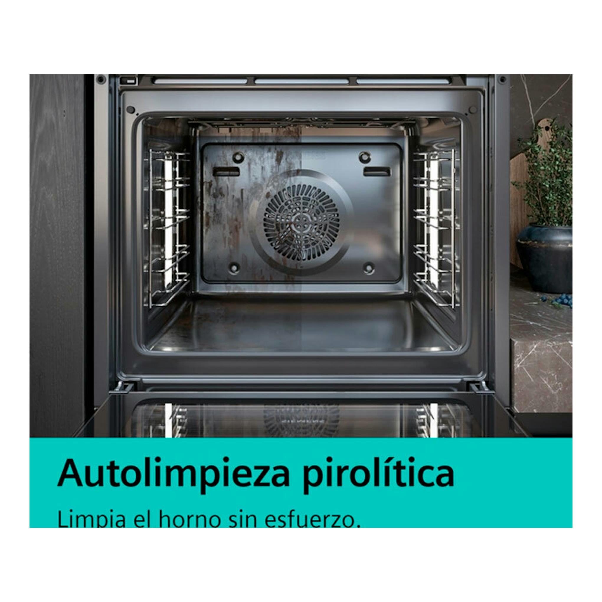 Horno Siemens HQ574AER3 inox abierto, vista frontal del interior con autolimpieza pirolítica.