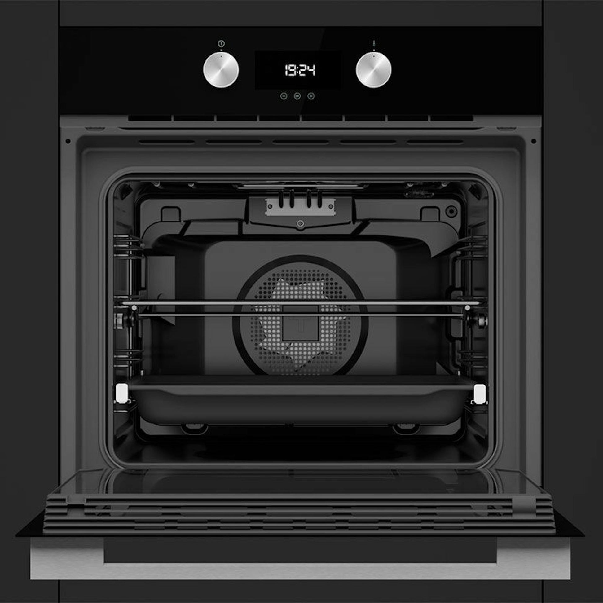 Horno Teka HLB8400P BK negro con la puerta abierta y el interior visible