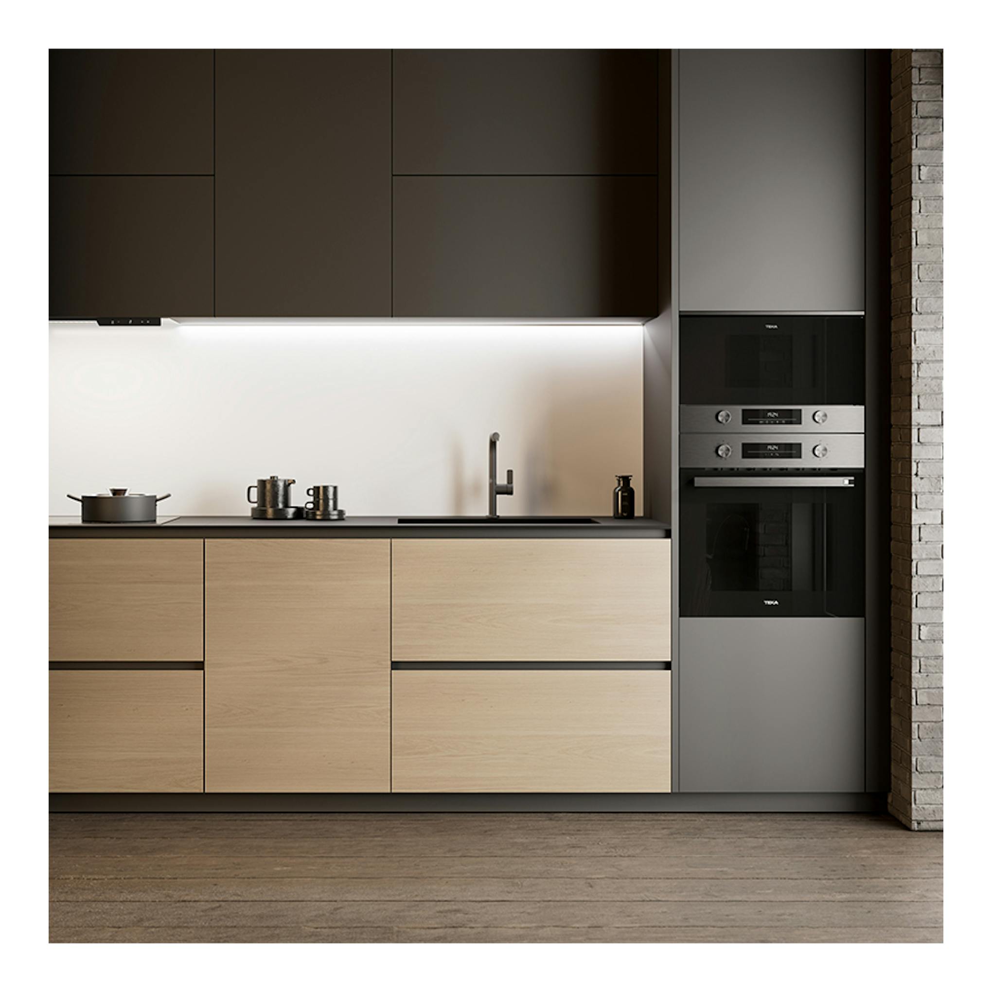 Horno empotrado Teka HSB6466P Inox en columna, vista frontal, acero inoxidable y negro.