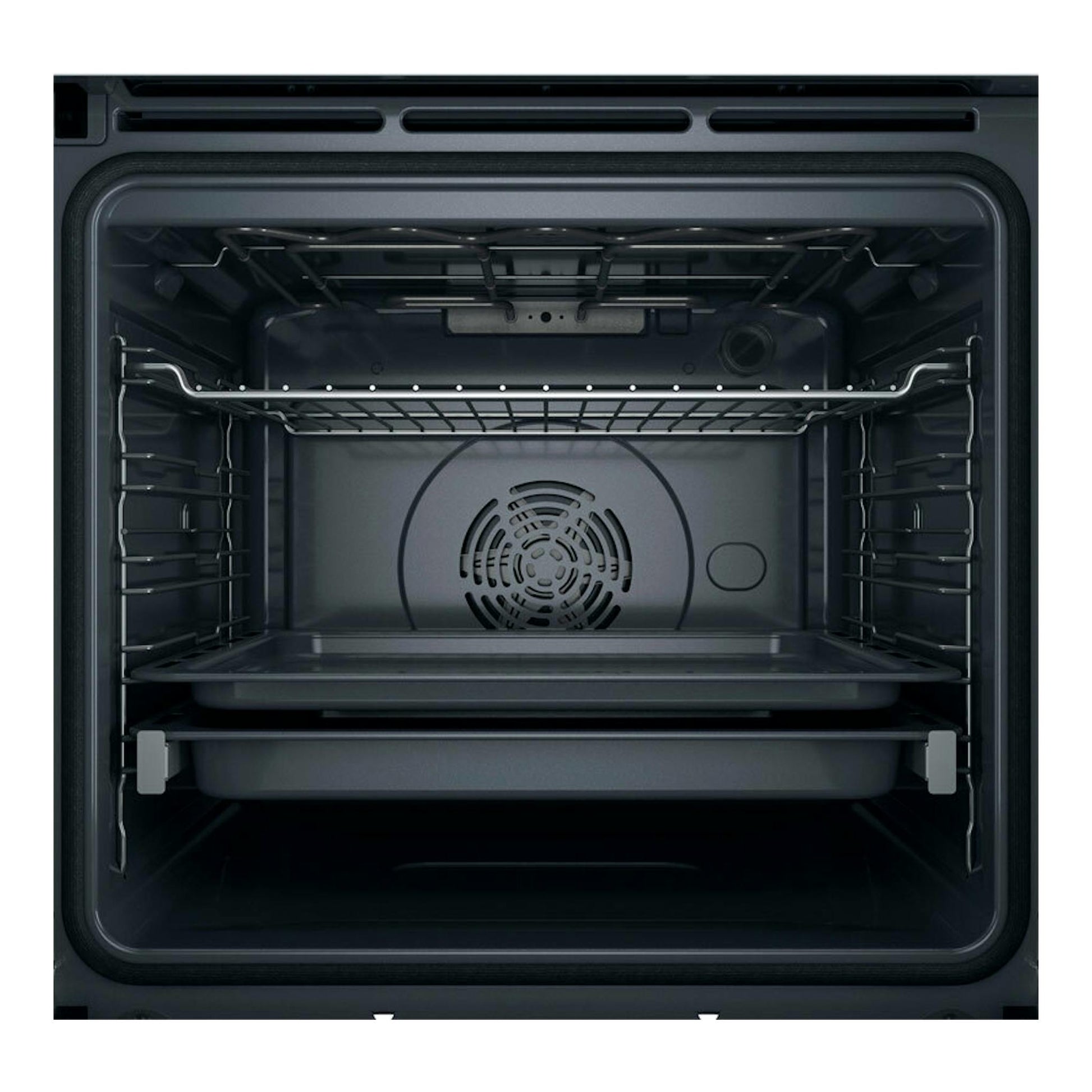 Interior de horno Whirlpool WOI4S8PM1SWA blanco, vista frontal con rejillas y ventilador.