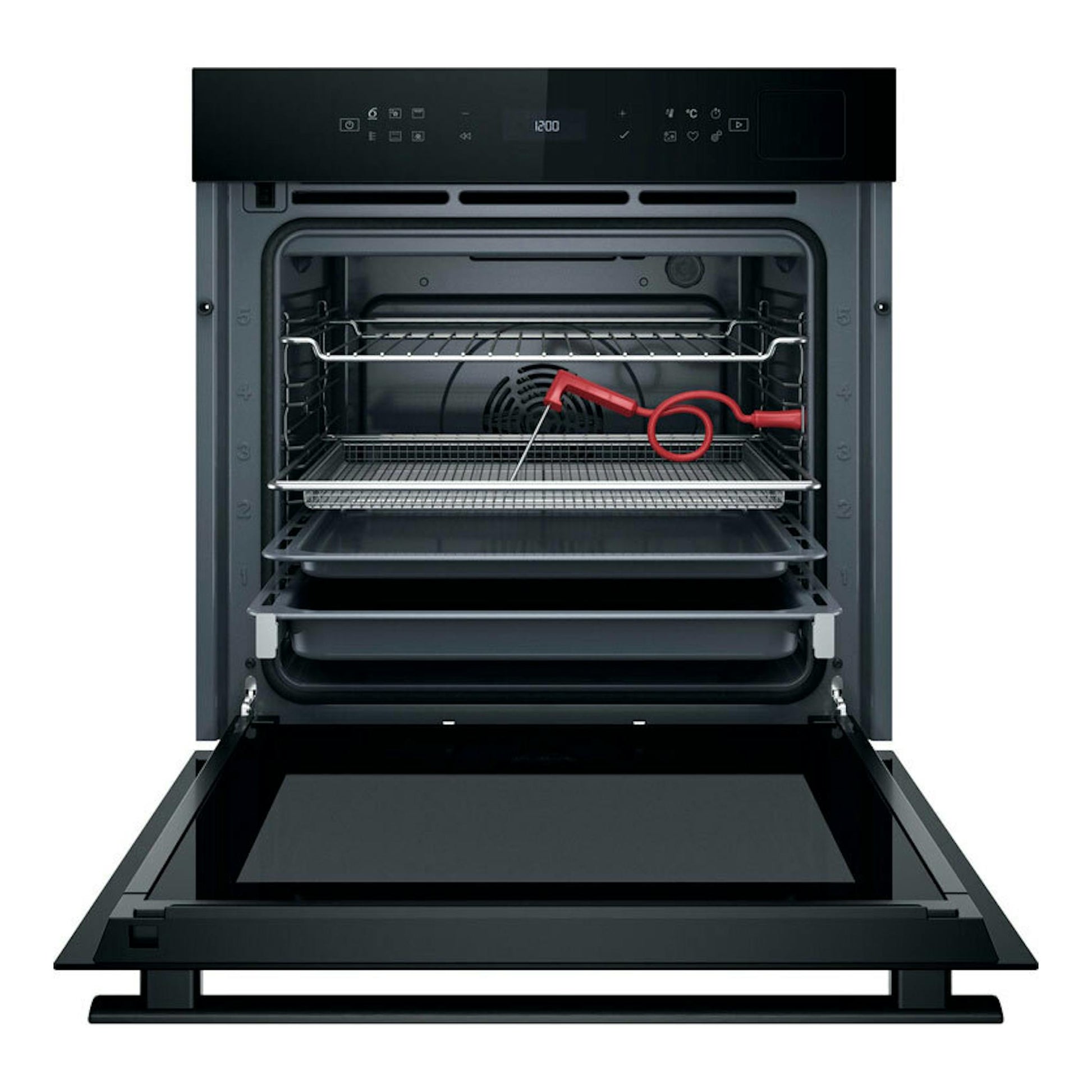 Horno Whirlpool WOI6A8FPT1SBA negro, vista frontal con puerta abatible abierta e interior con sonda roja.