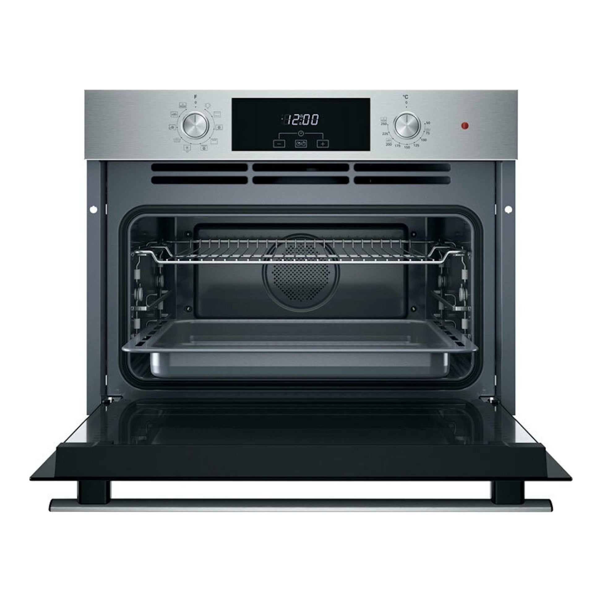 Horno Whirlpool WCC28UXA inox, vista frontal, puerta abatible abierta, interior con bandeja y rejilla.