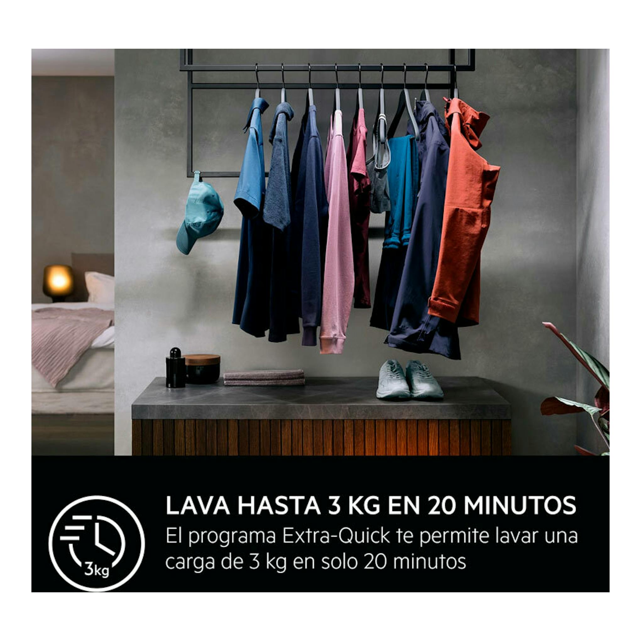 AEG LFR6284N4B, lavadora en anuncio con ropa colgada y texto “lava hasta 3 kg en 20 minutos”.
