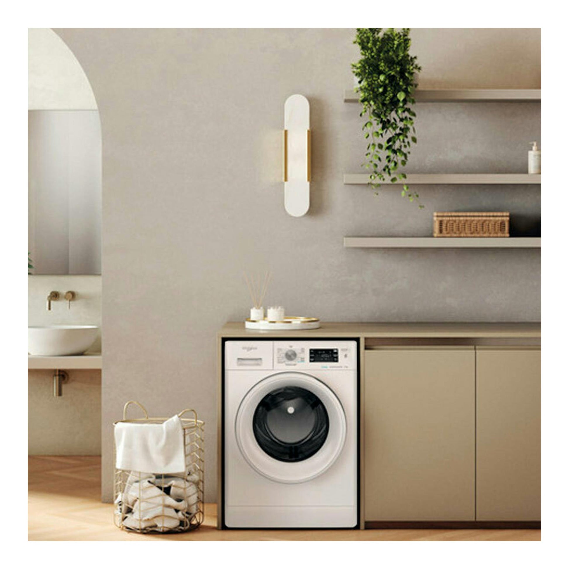 Lavadora Whirlpool FFB9269WVSP blanca, vista frontal, empotrada bajo encimera en un baño/lavadero.