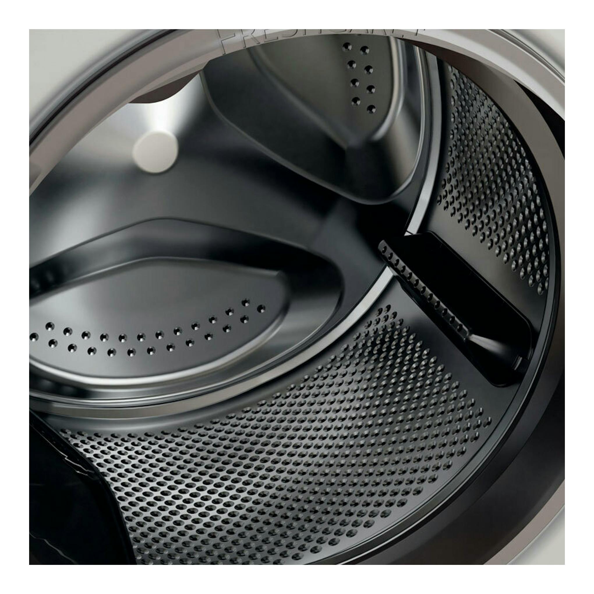 Whirlpool FFB9489BVSPT: vista interior en primer plano de tambor de acero inoxidable de lavadora de carga frontal.